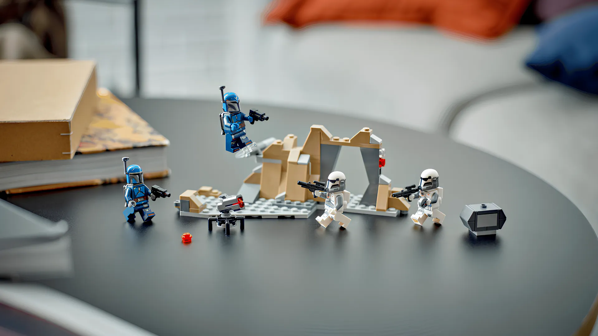 Конструктор LEGO Star Wars Боевой комплект «Засада на Мандалоре» (75373)