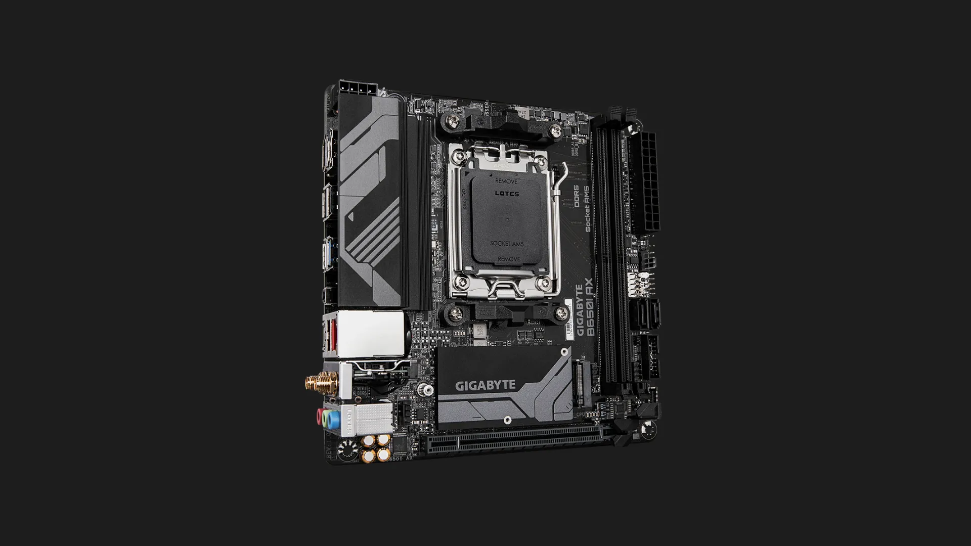 Материнська плата GIGABYTE B650I AX (B650I AX)