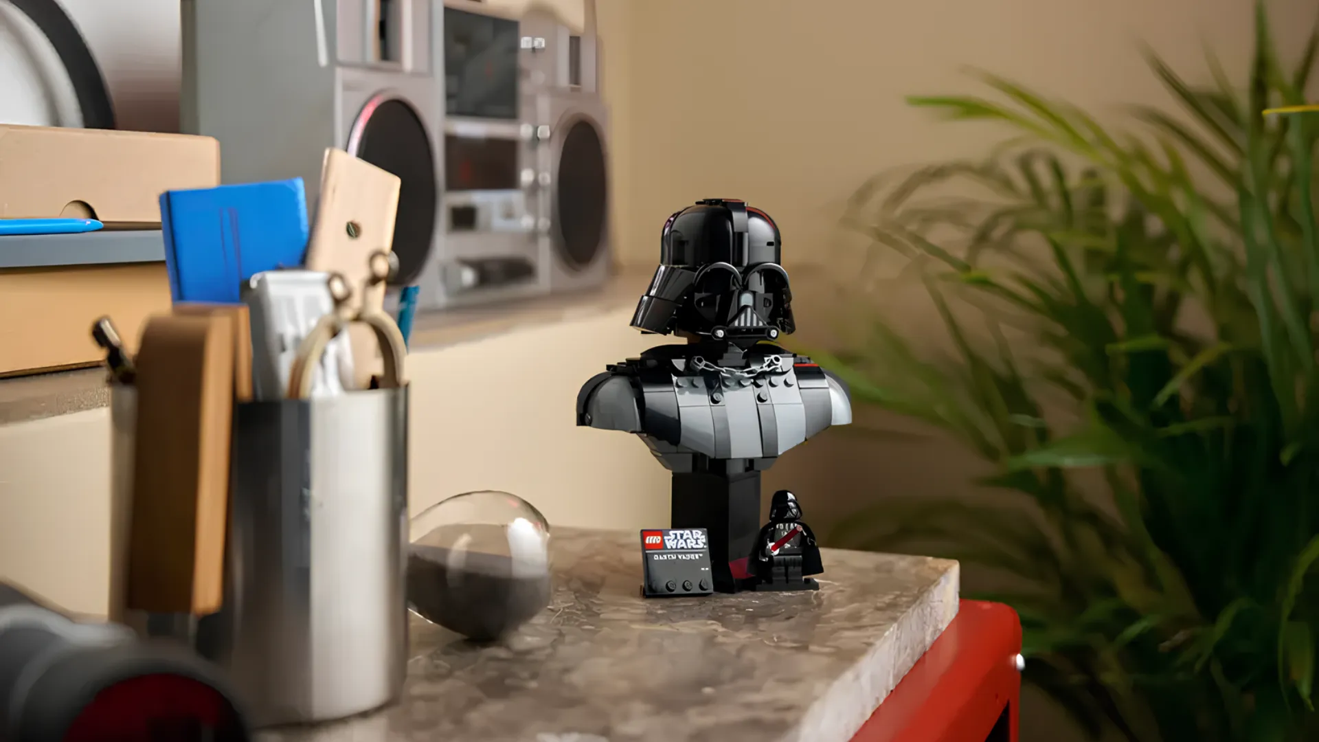 Конструктор LEGO Star Wars Погруддя Дарта Вейдера (75439)