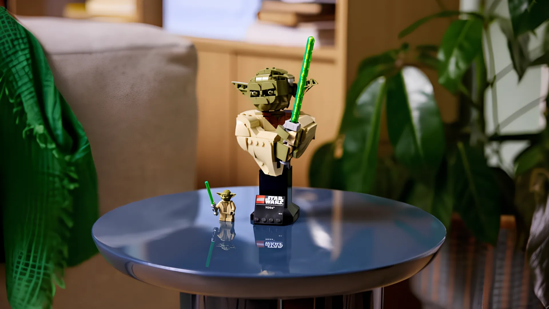 Конструктор LEGO Star Wars Погруддя Йоди (75438)