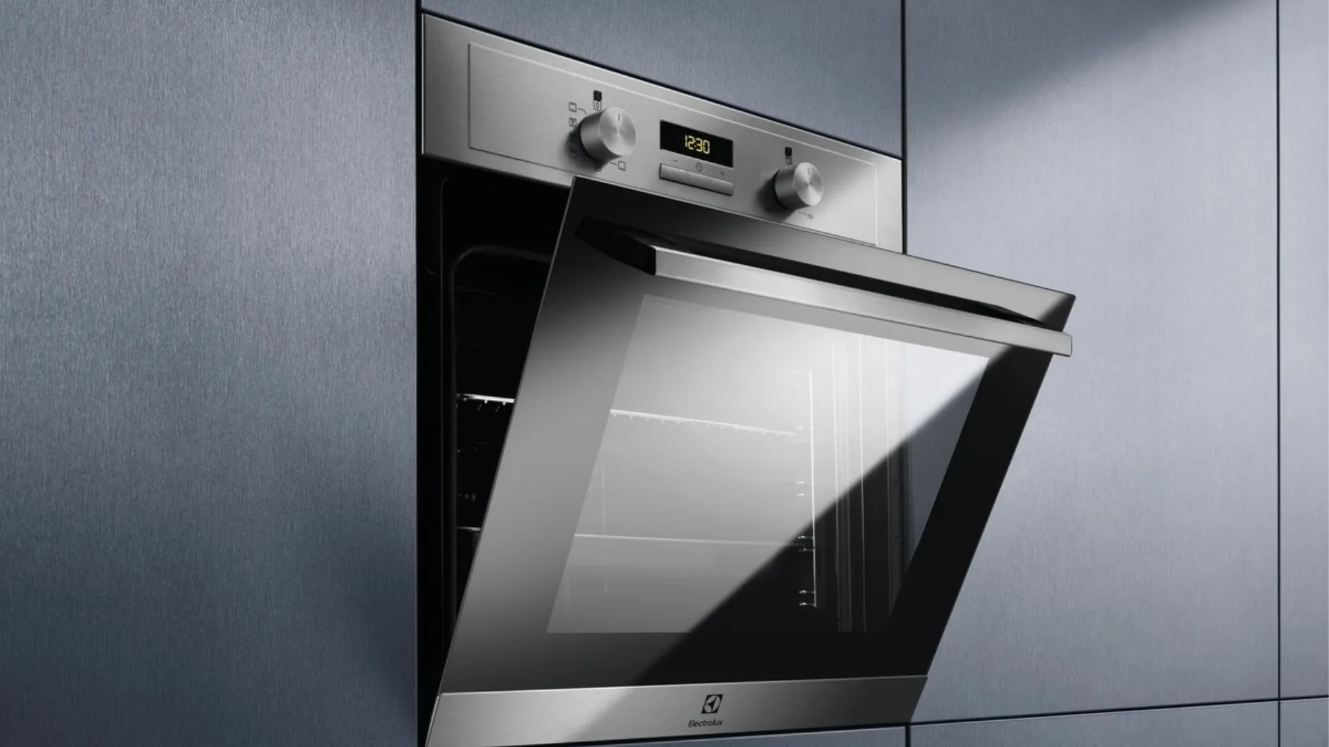 Духовой шкаф Electrolux электрический, 65л, A (EOF3H00BX) (Stainless Steel)