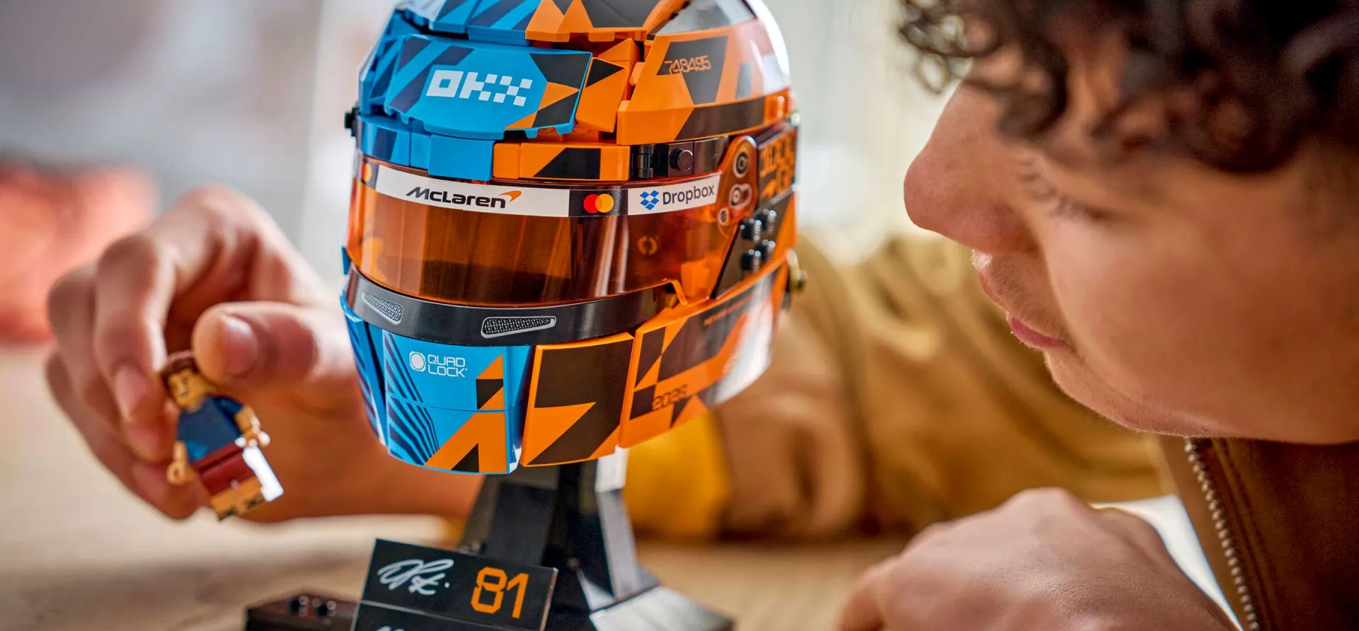 Конструктор LEGO Editions Шлем Оскара Пиастри из команды McLaren Mastercard F1 (43017)
