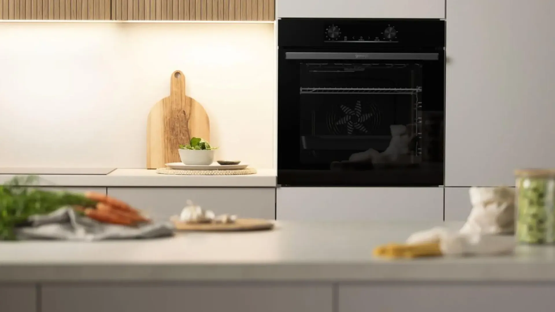 Духова шафа Gorenje електрична, 77л, A+  (BO6735E02BK) (Black)