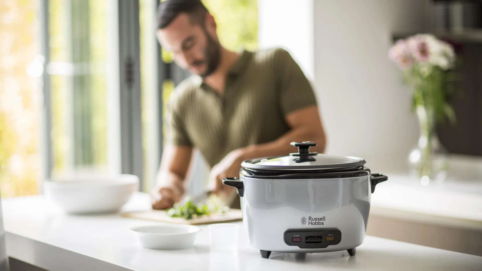Мультиварка Russell Hobbs 23570-56