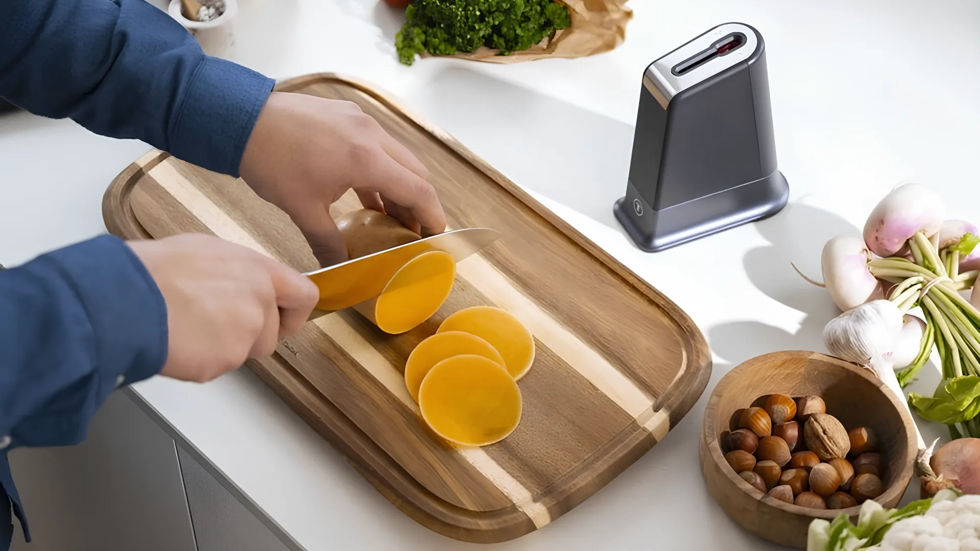 Кухонний ніж шеф-кухаря Tefal EverSharp з блоком вбудованої системи заточування (Steel/Blue) (K297S244)
