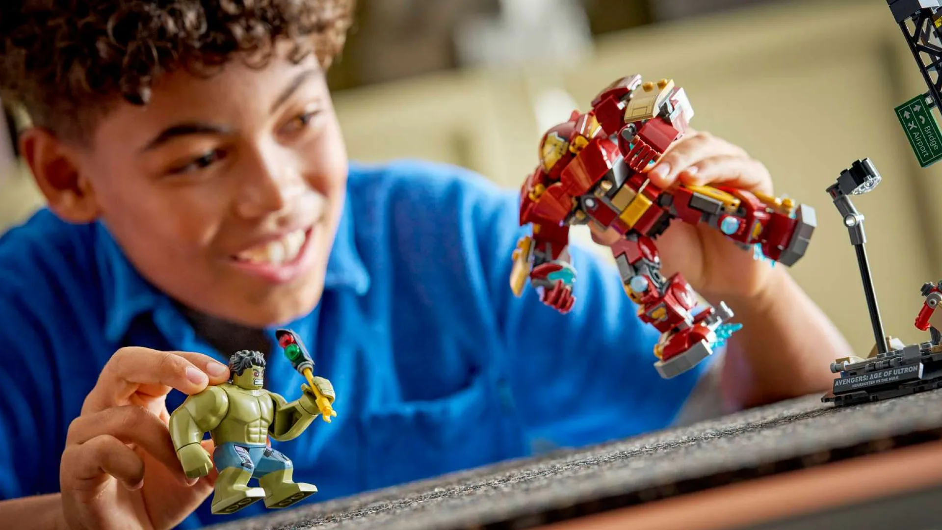 Конструктор LEGO Marvel "Легендарная битва: Халкбастер против Халка" (76343)