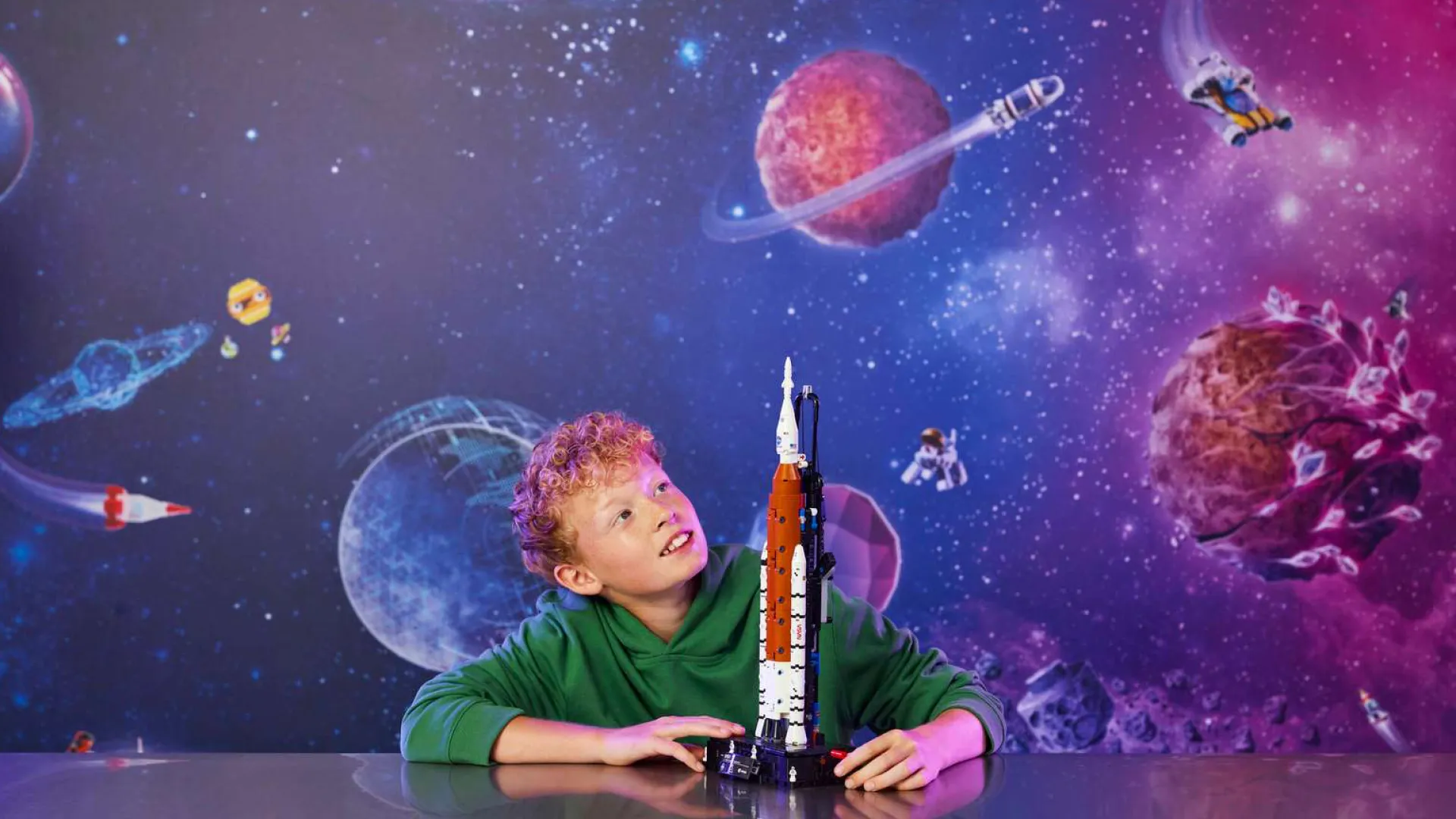 Конструктор LEGO Technic Ракета із системою космічного запуску NASA Artemis (42221)
