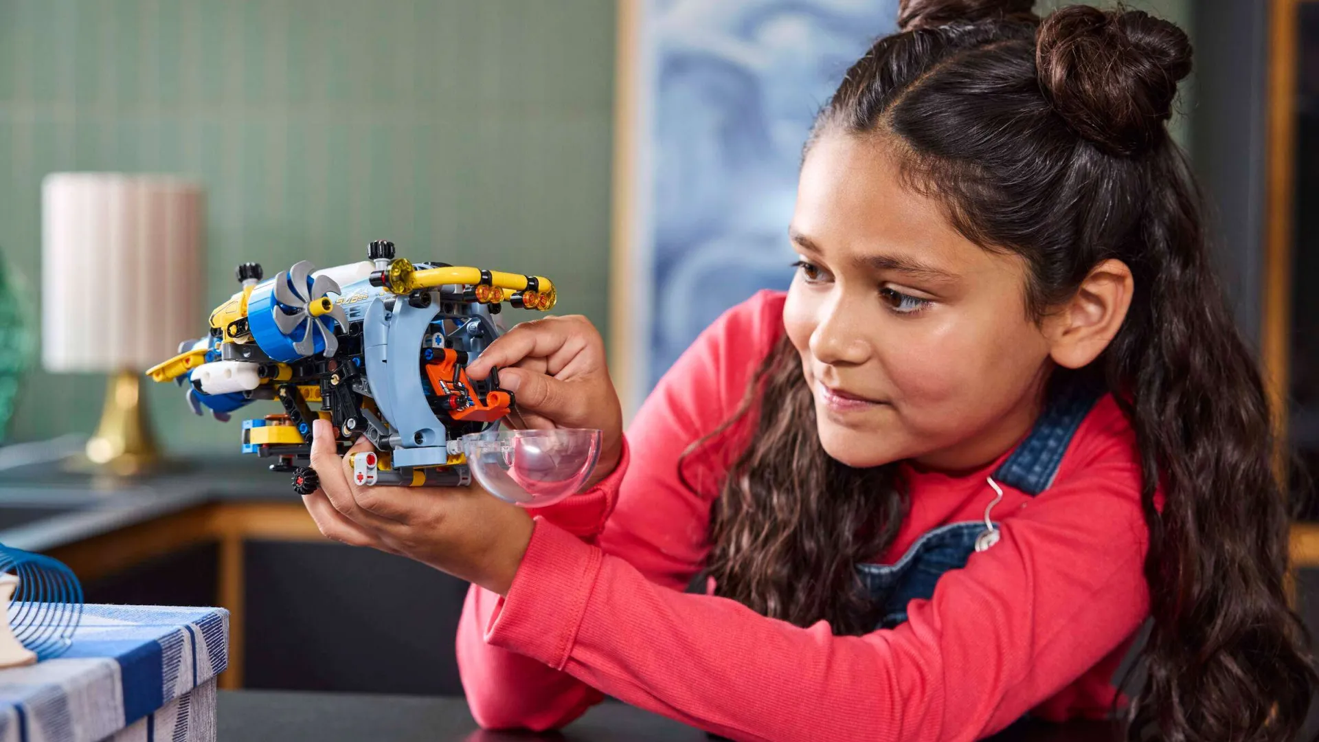Конструктор LEGO Technic Глибоководний дослідницький підводний човен (42201)