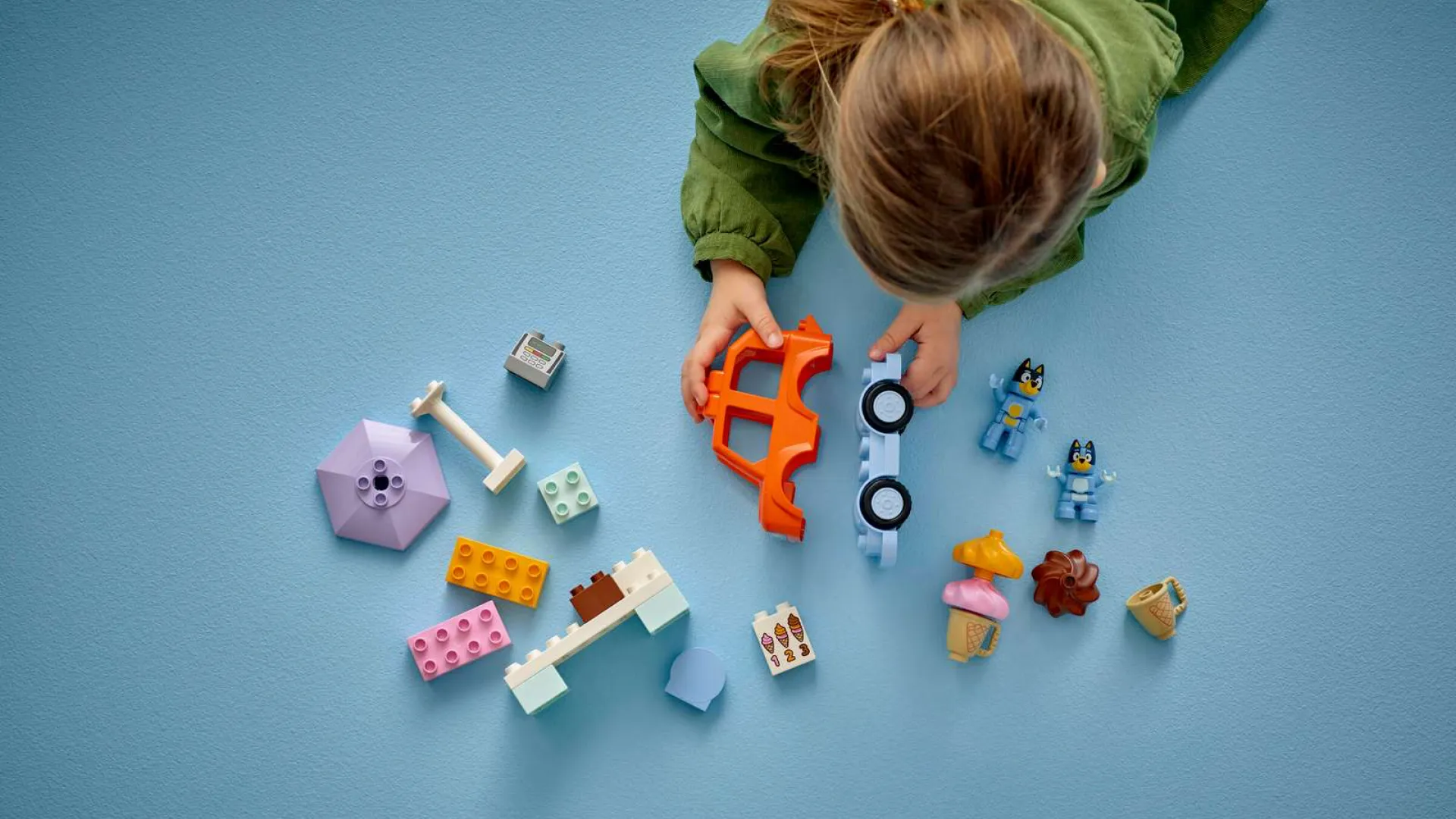 Конструктор LEGO DUPLO Bluey Путешествие с мороженым из Блуи (10458)