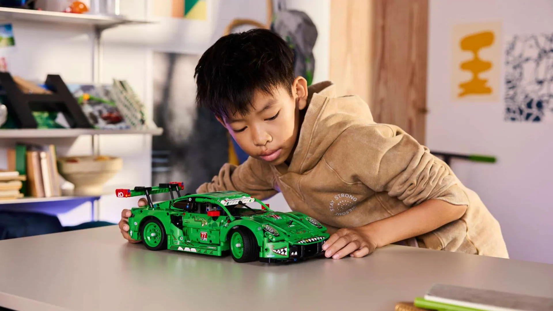 Конструктор LEGO Technic Автомобіль Porsche 911 GT3 R REXY AO Racing (42224)