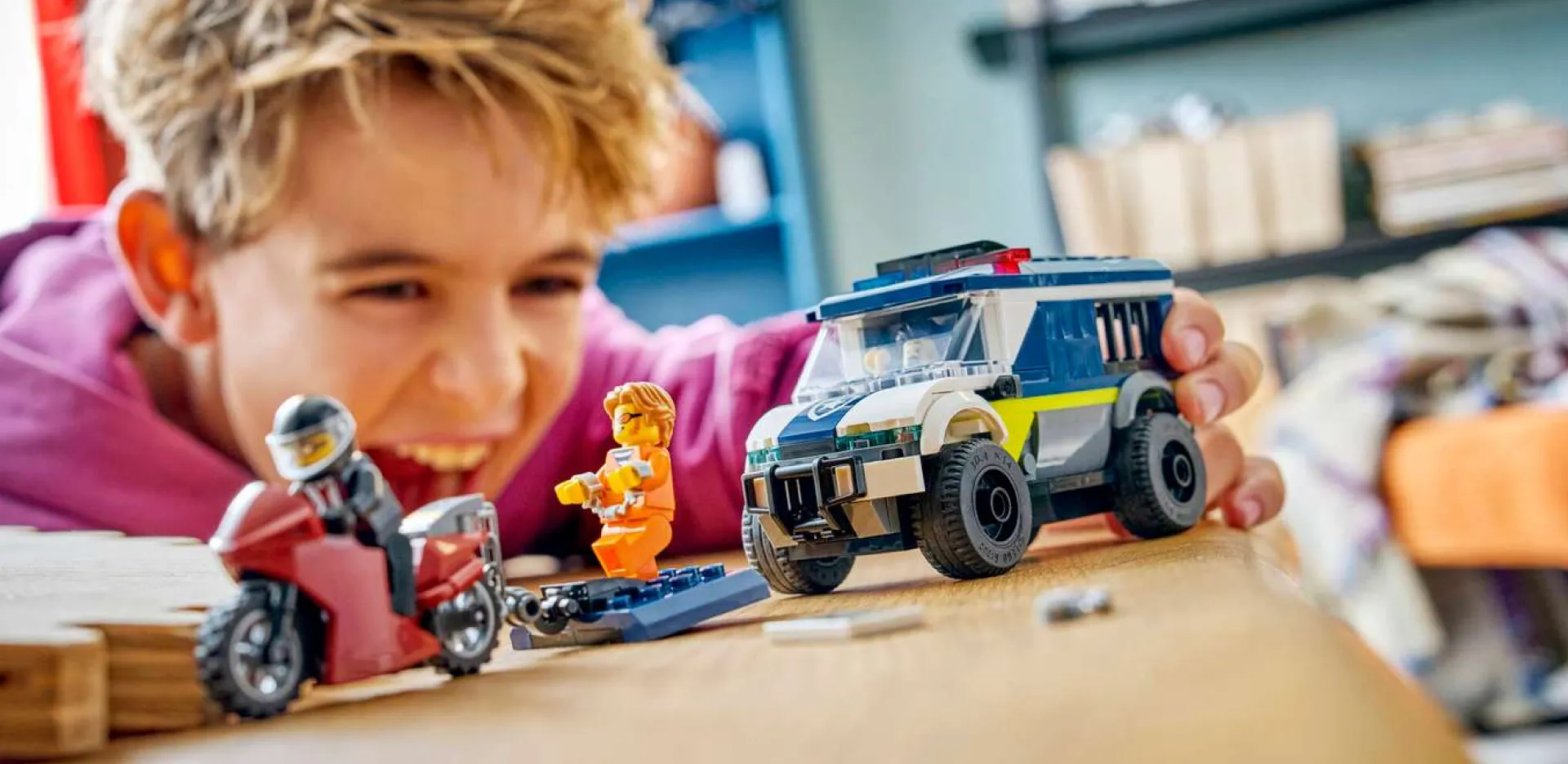 Конструктор LEGO City Полицейский фургон для перевозки заключённых (60479)