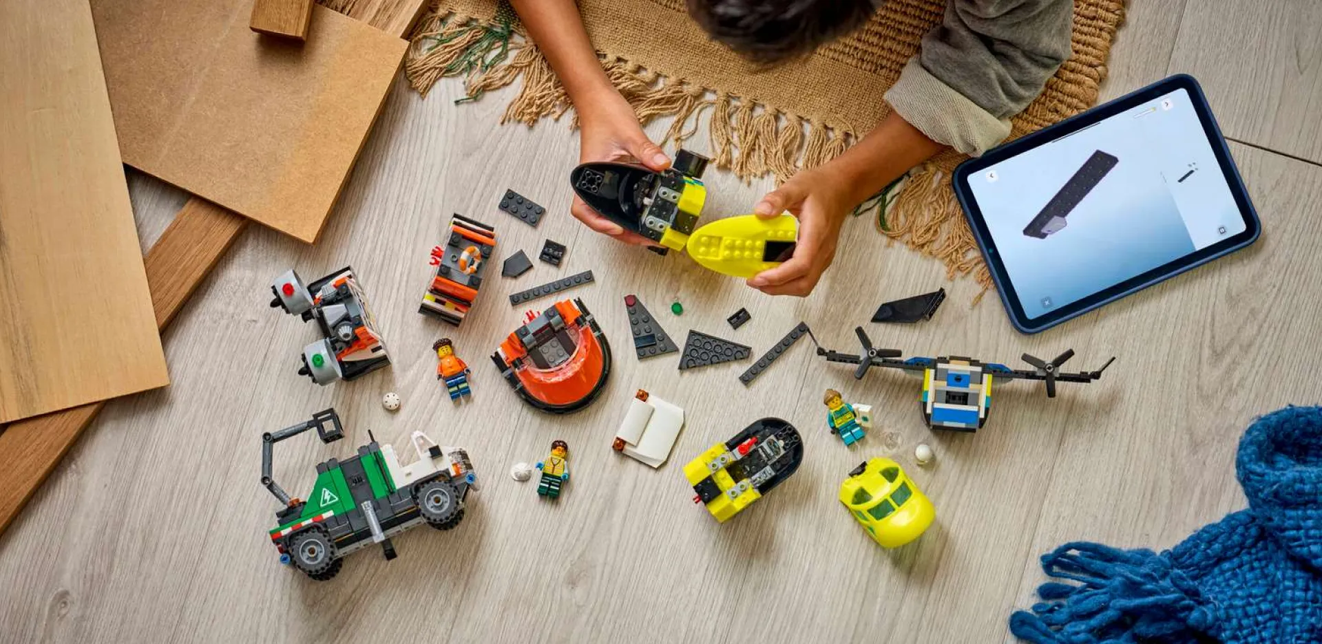 Конструктор LEGO City Ремикс с самолетом, грузовиком и судом на воздушной подушке (60505)