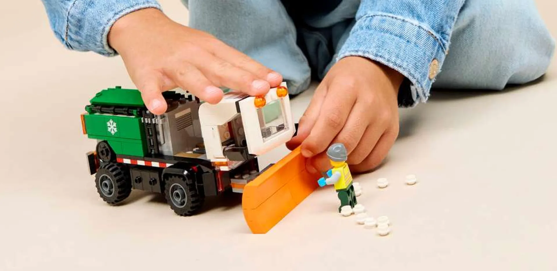 Конструктор LEGO City Снегоуборочная машина (60490)