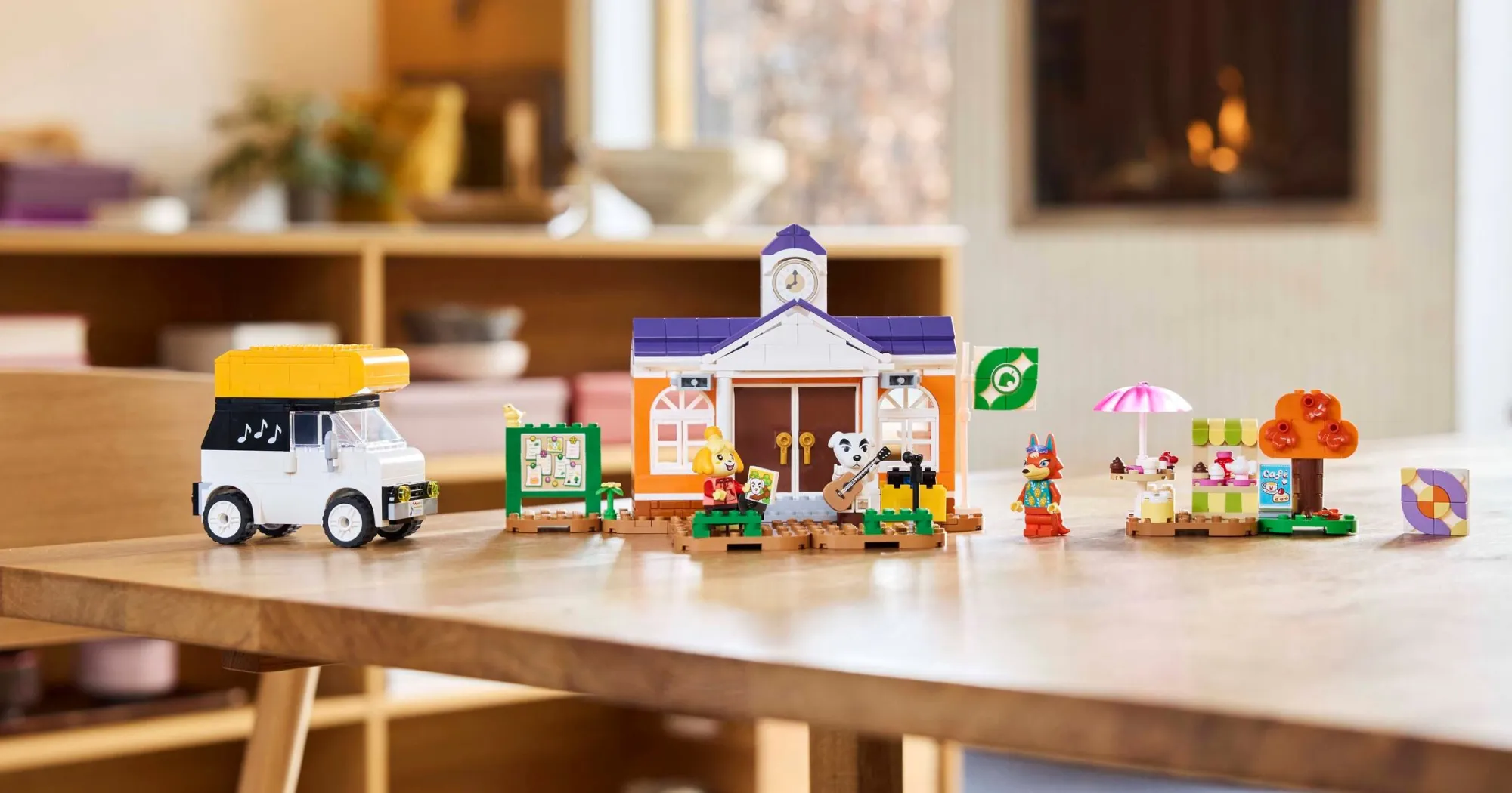 Конструктор LEGO Animal Crossing Концерт К.К. на площі (77052)