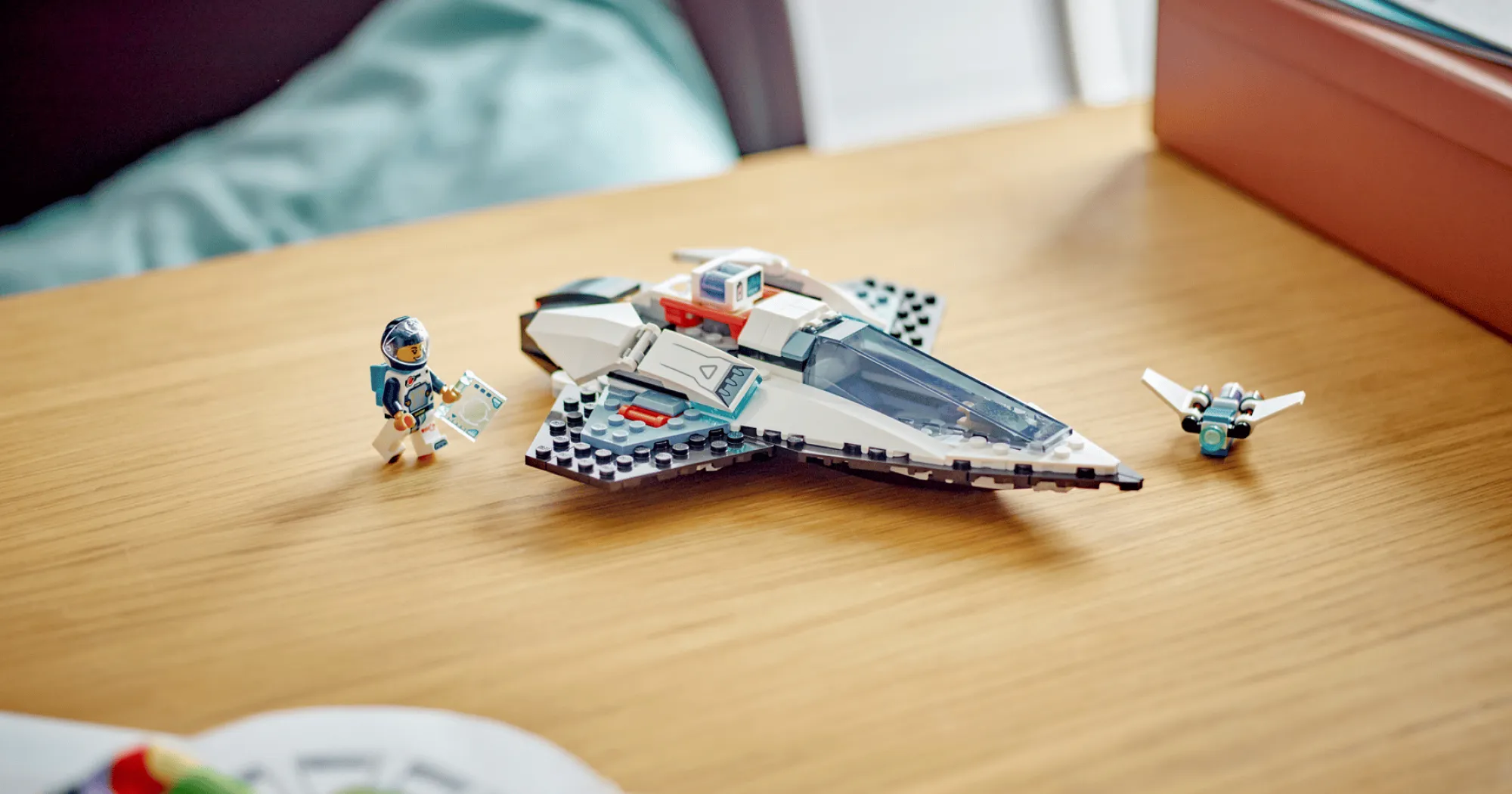 Конструктор LEGO City Межзвездный космический корабль (60430)