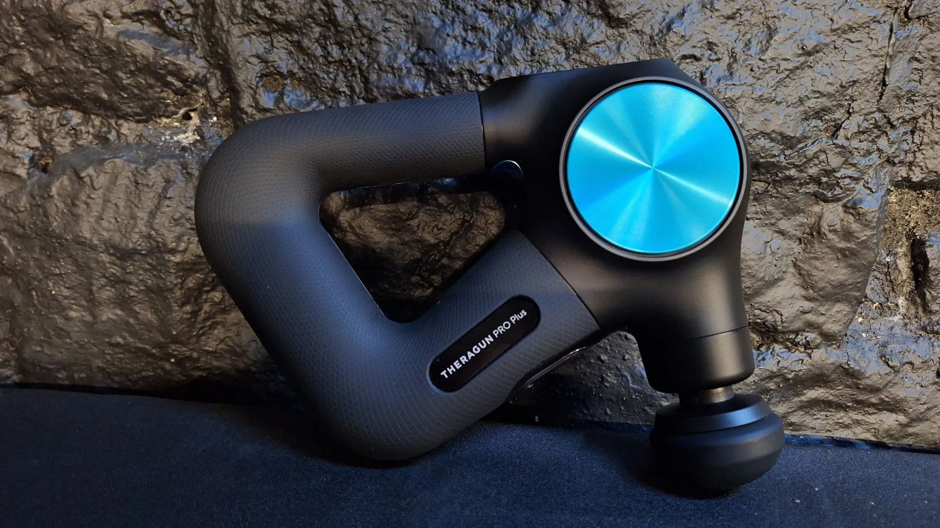 Theragun PRO Plus 6