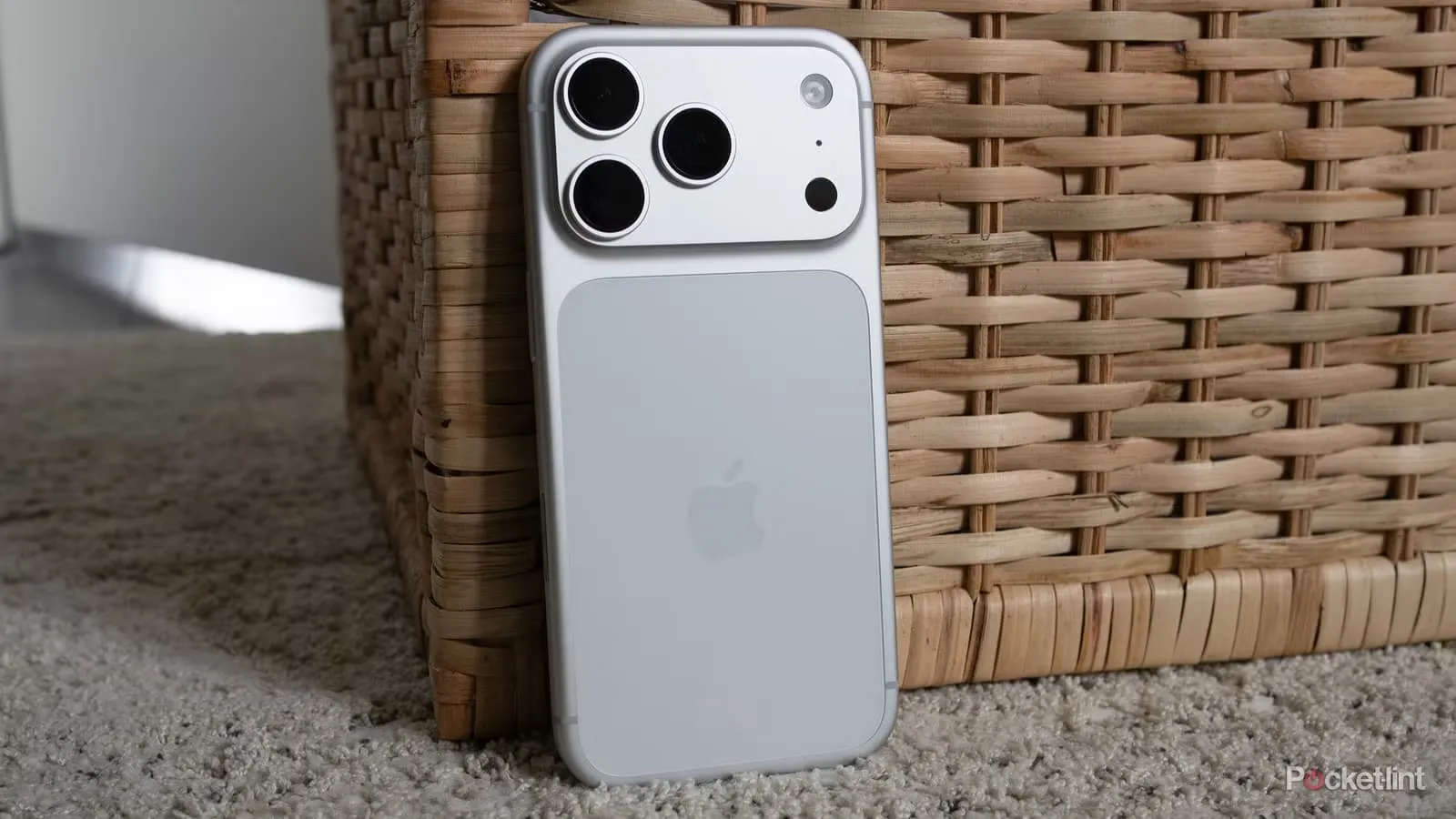 цифровий зум iPhone 17 Pro Max