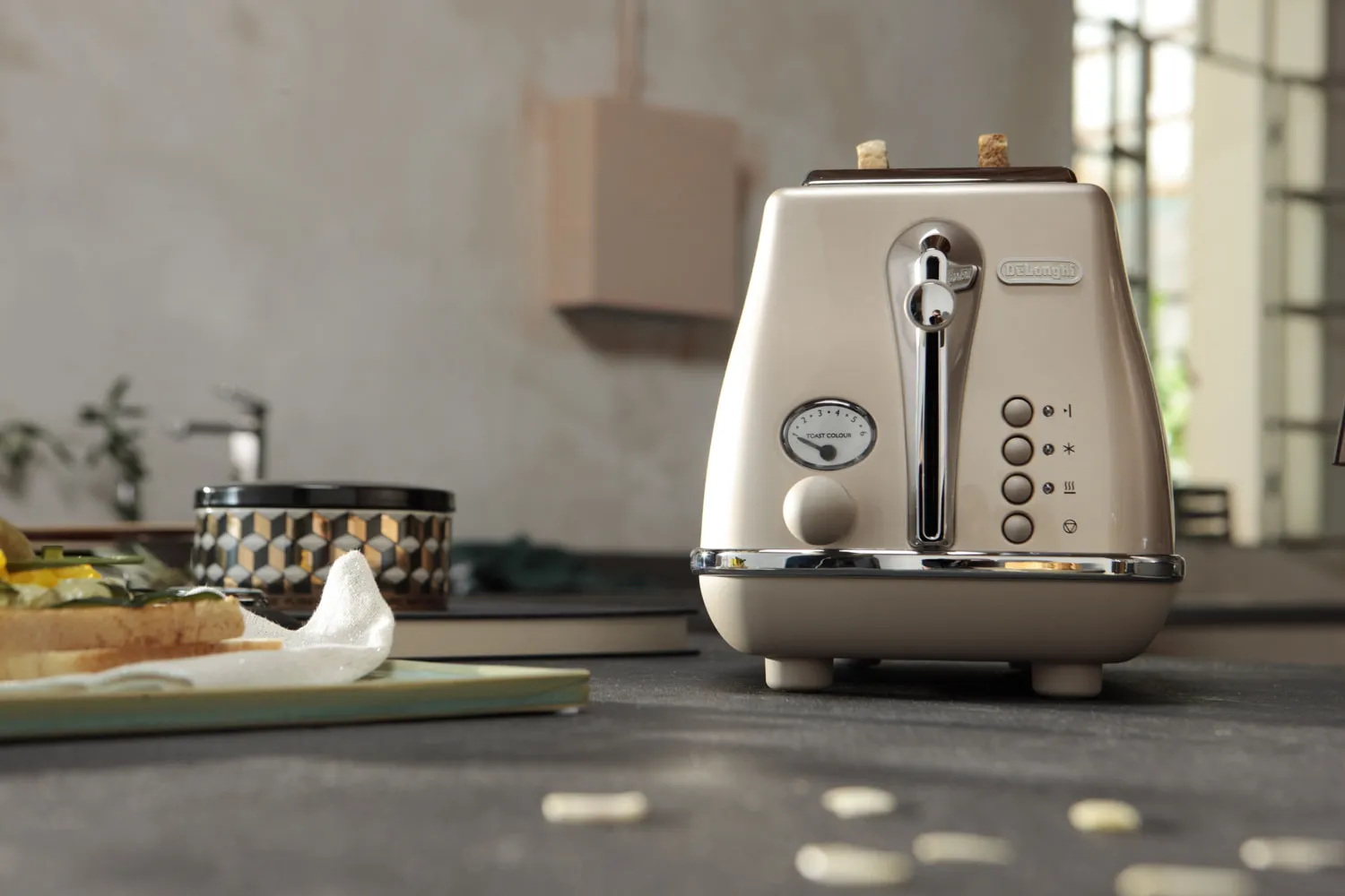 DeLonghi Icona Capitals