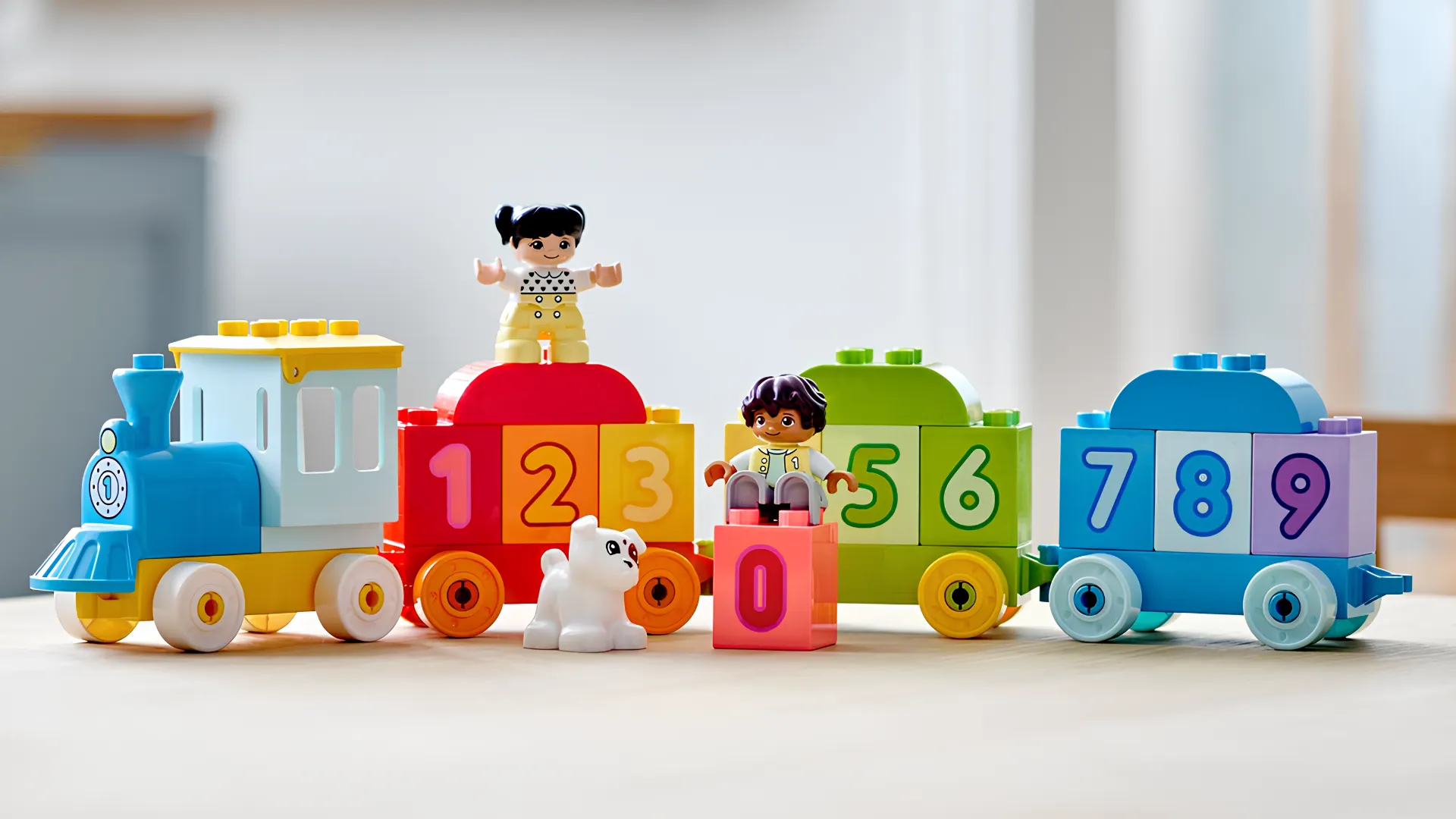 Конструктор LEGO DUPLO Поезд с цифрами — учимся считать (10954)