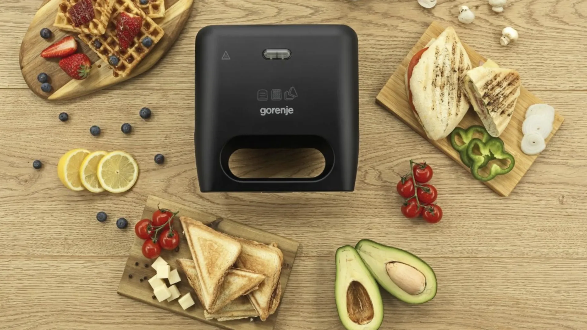 Бутербродниця Gorenje SM703GCB (Black)