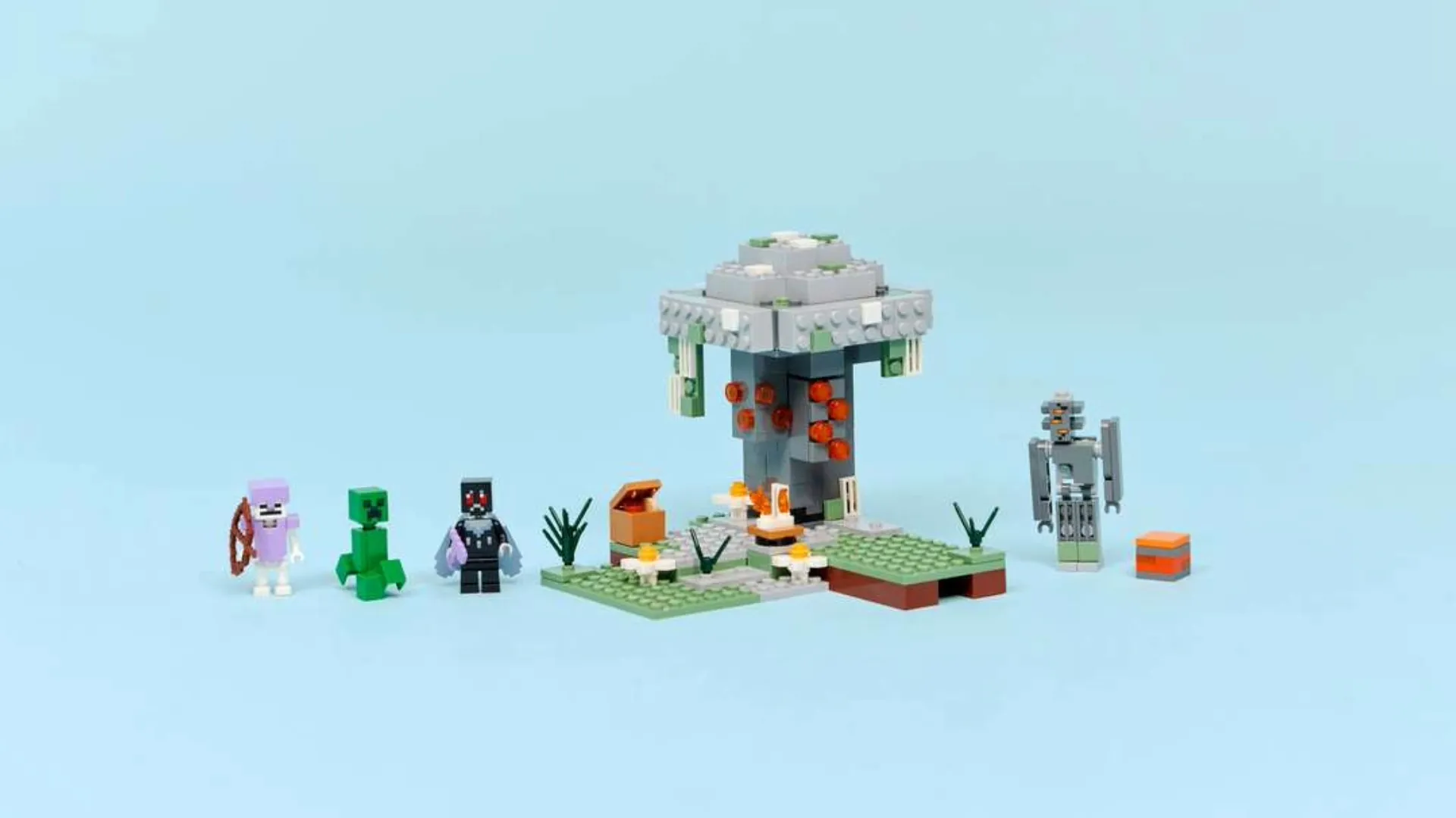 Конструктор LEGO Minecraft Блідий сад (21586)