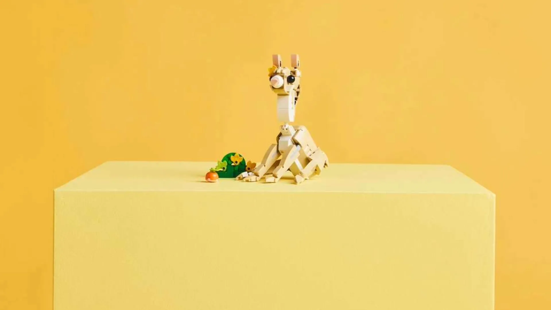 Конструктор LEGO Creator Чарівне кроленя (31162)