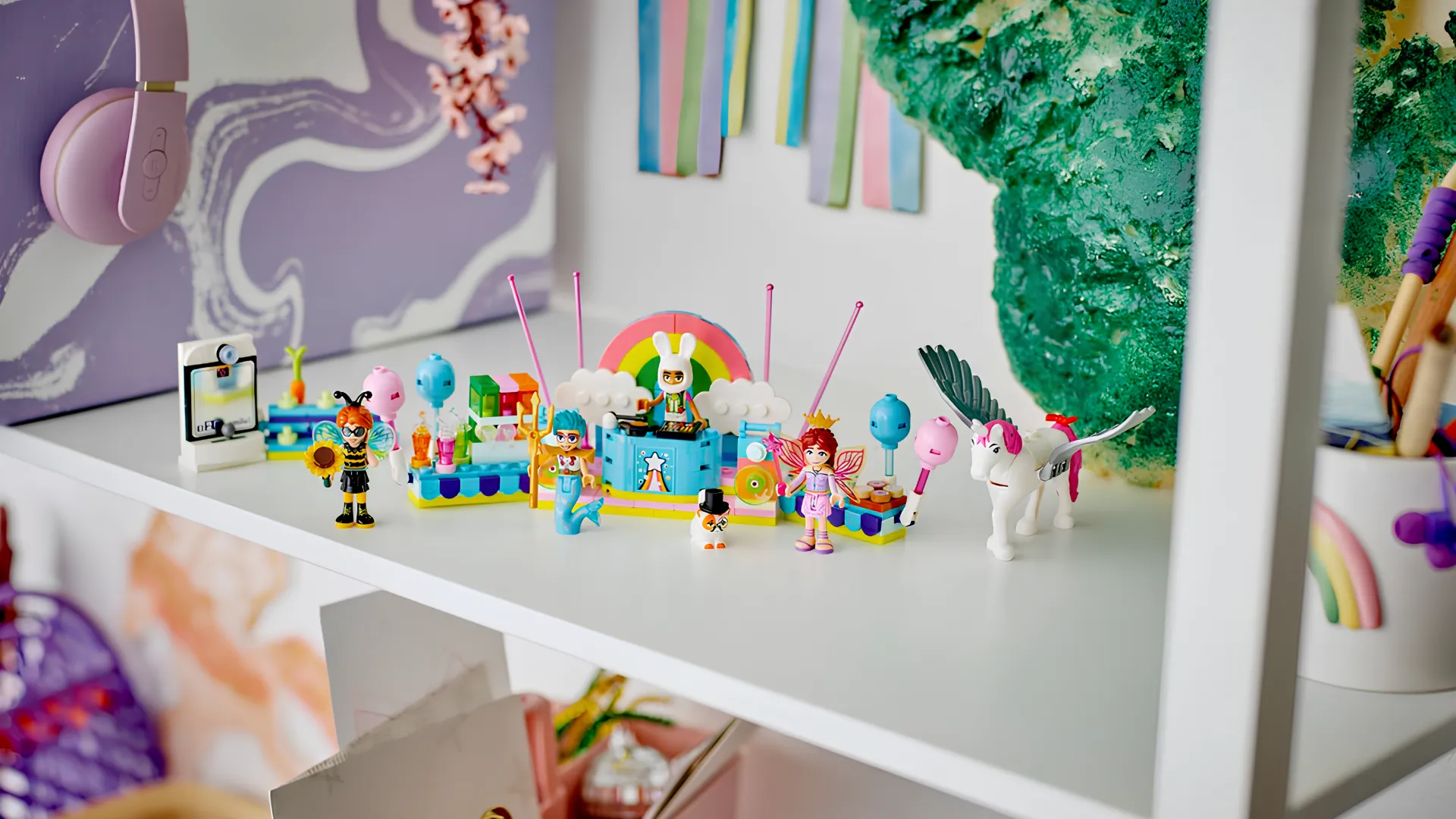 Конструктор LEGO Friends Костюмированная вечеринка с единорогом и феей (42661)