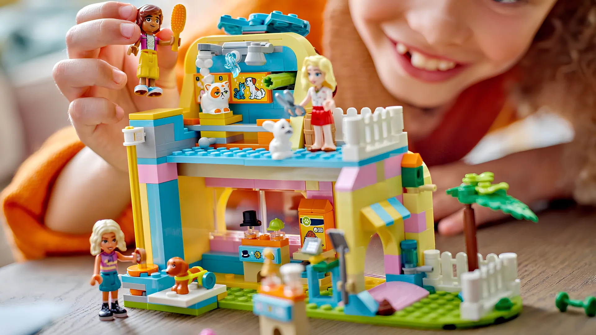 Конструктор LEGO Friends Магазин аксессуаров для домашних питомцев (42650)