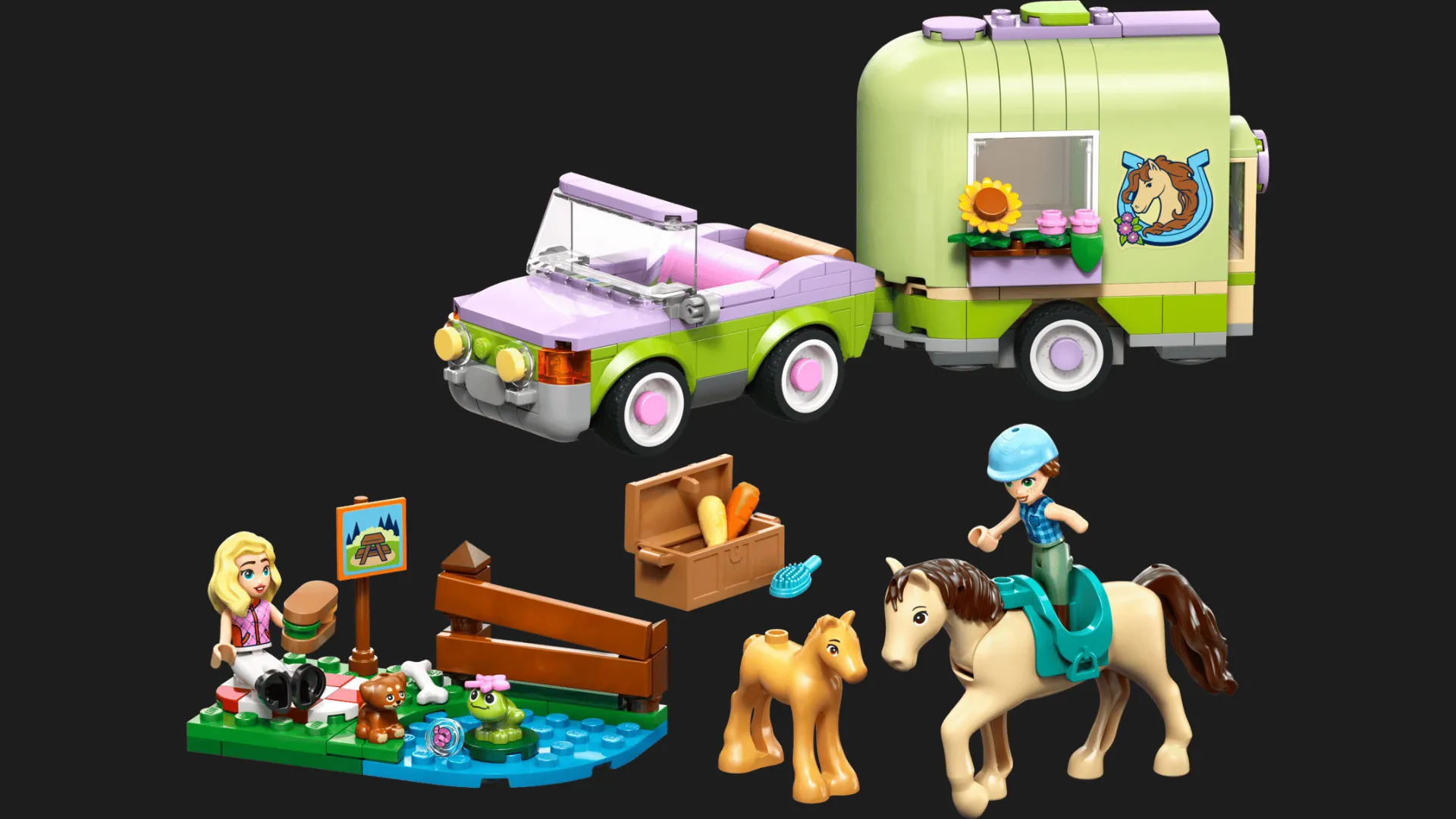 Конструктор LEGO Friends Прицеп для лошади и жеребенка (42695)
