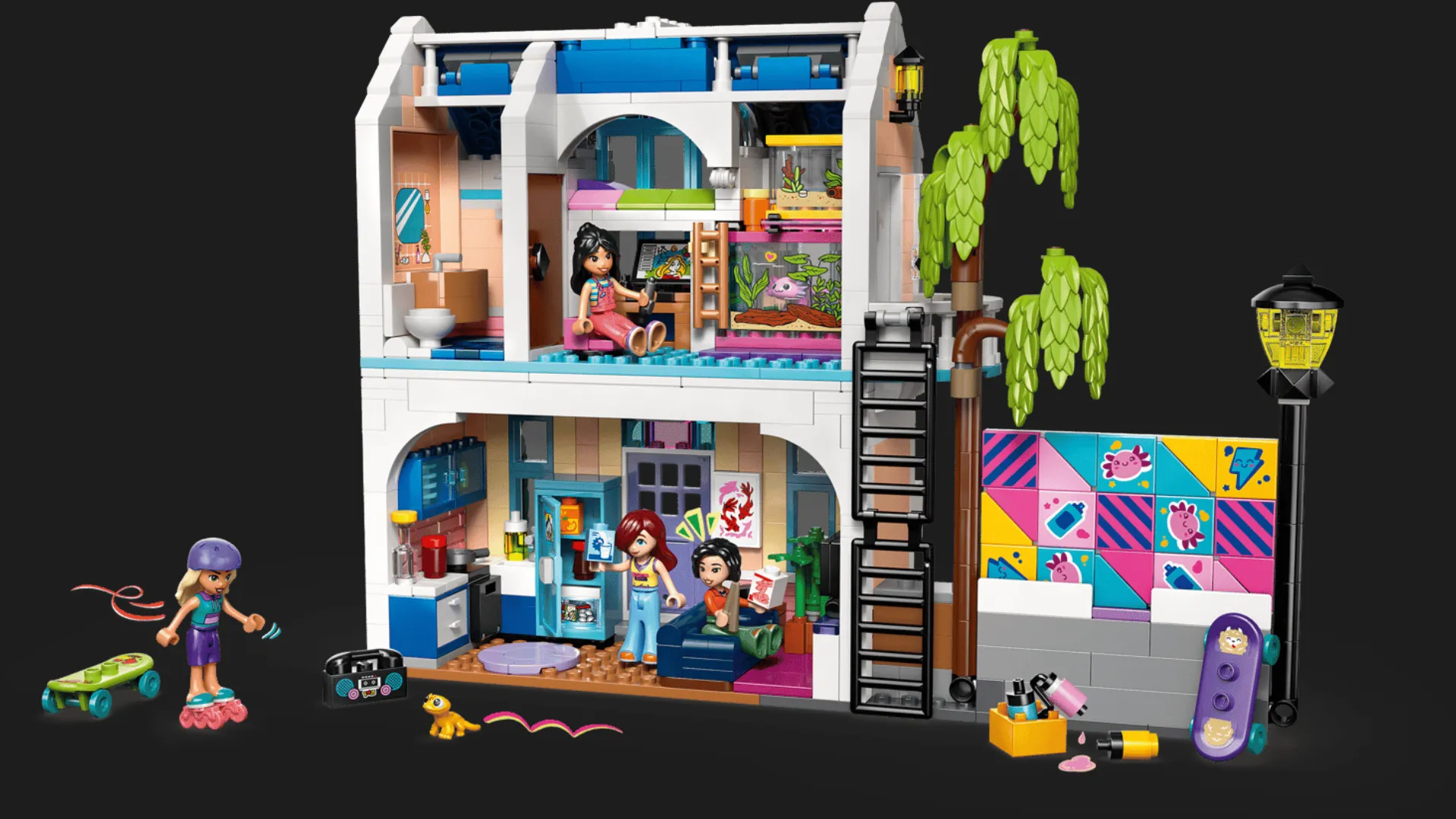 Конструктор LEGO Friends Родинний дім Ліан (42687)