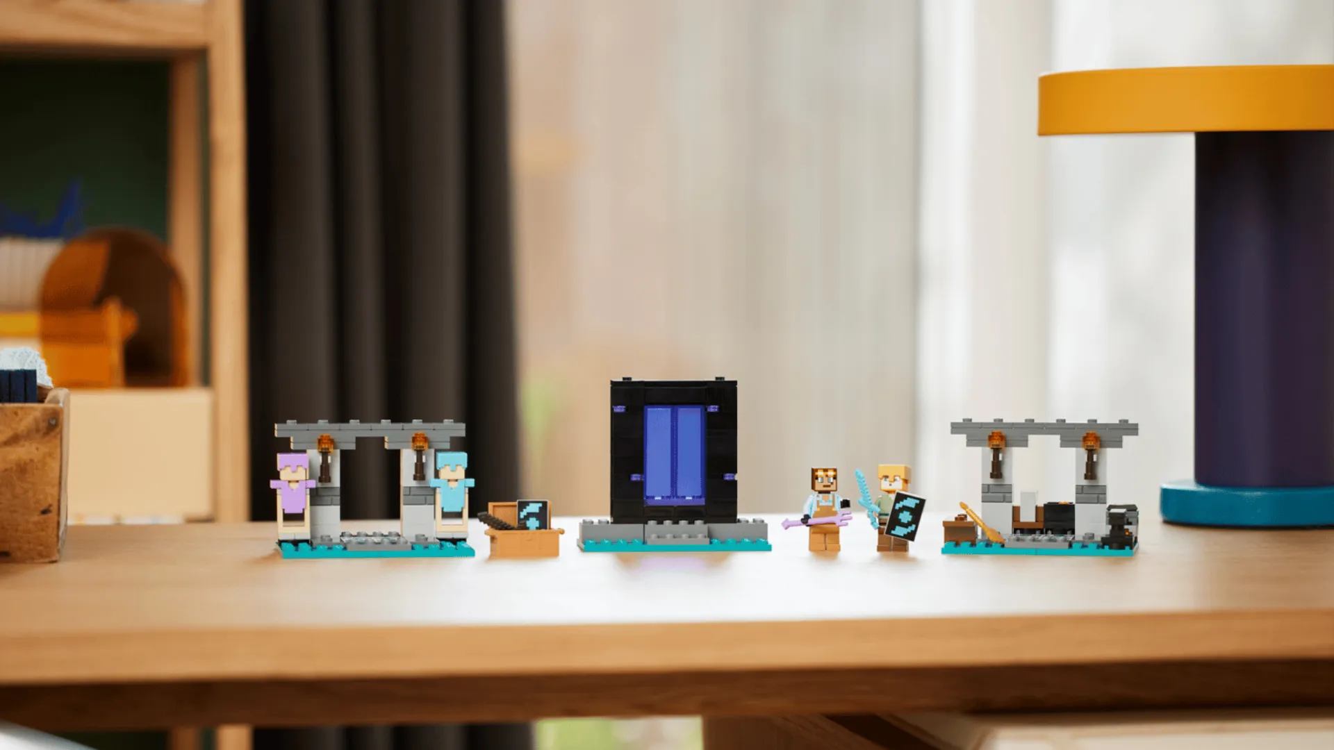 Конструктор LEGO Minecraft Оружейная (21252)
