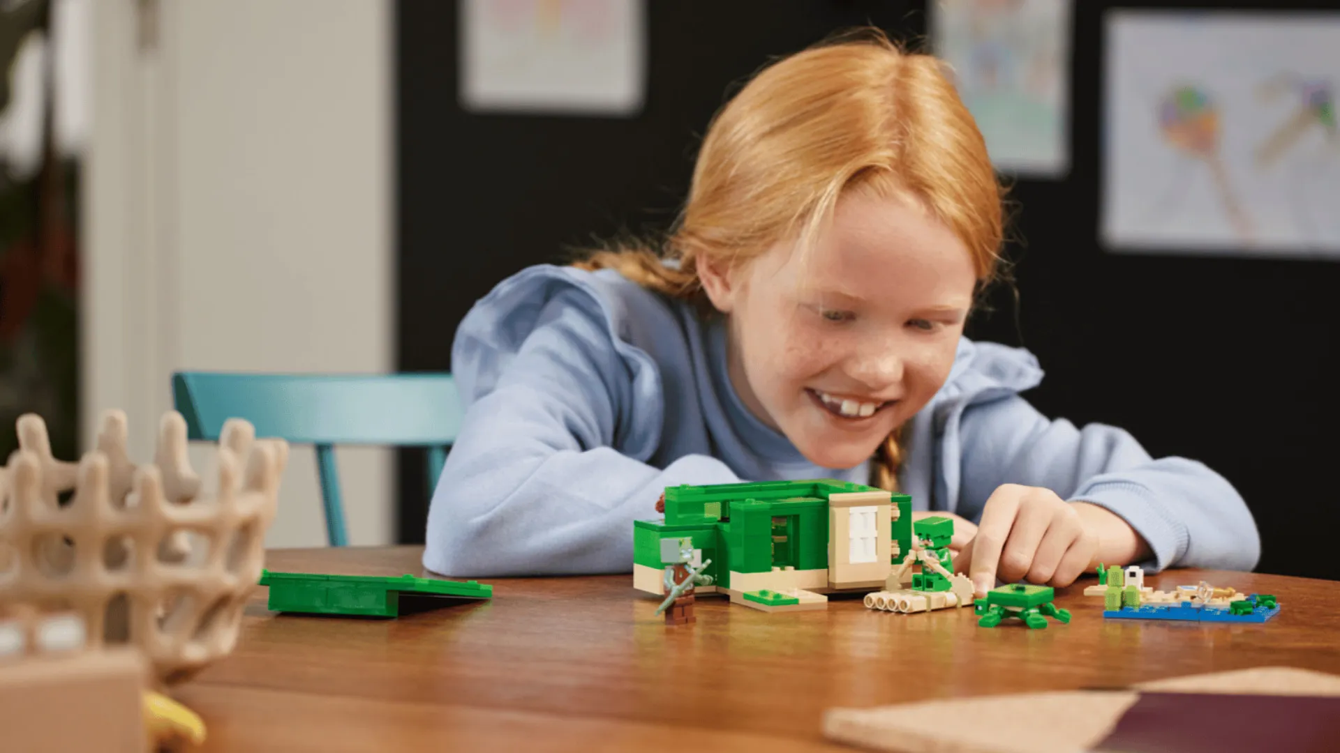 Конструктор LEGO Minecraft Пляжний будинок у формі черепахи (21254)