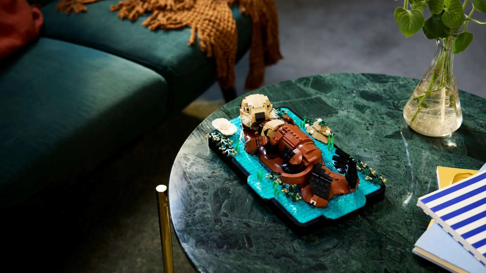 Конструктор LEGO Ideas Пливучі морські видри (21366)