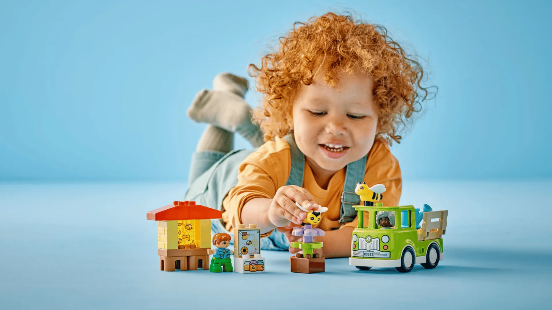 Конструктор LEGO DUPLO Уход за пчелами и ульями (10419)
