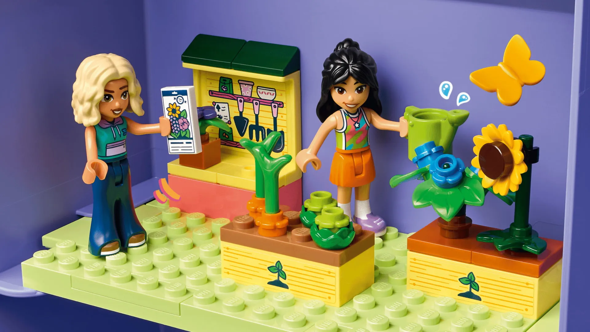 Конструктор LEGO Friends Кукольный домик-чемодан для творческой игры (42697)