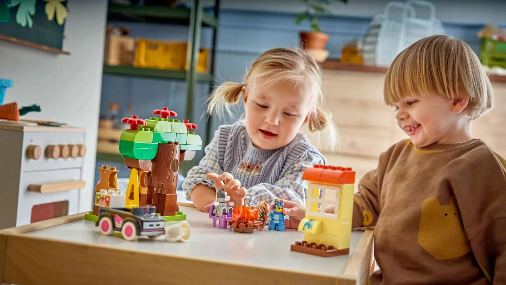 Конструктор LEGO DUPLO Bluey Піцерія з Мафіном та Блуї  (10469)