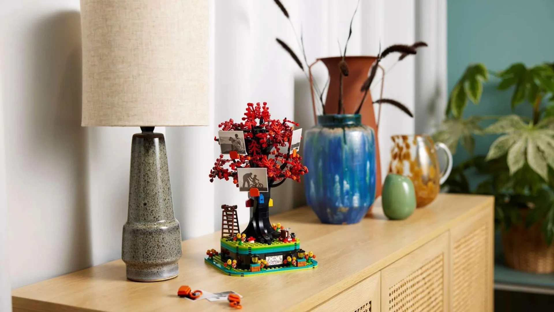 Конструктор LEGO Генеалогическое дерево (21346)