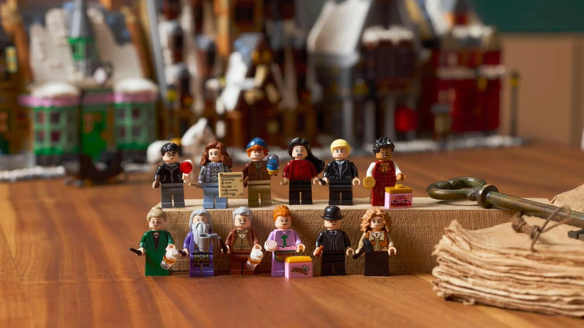 Конструктор LEGO Harry Potter Деревня Хогсмид (76457)