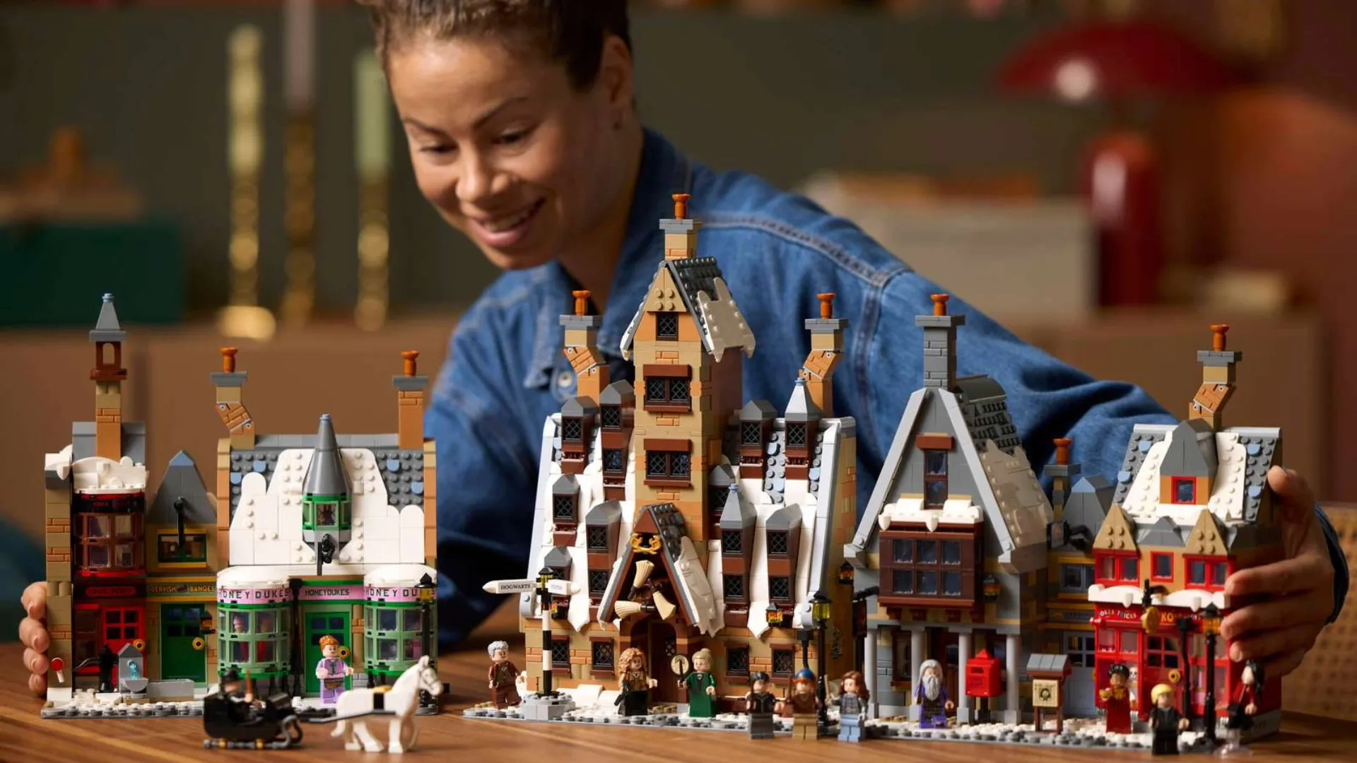 Конструктор LEGO Harry Potter Деревня Хогсмид (76457)