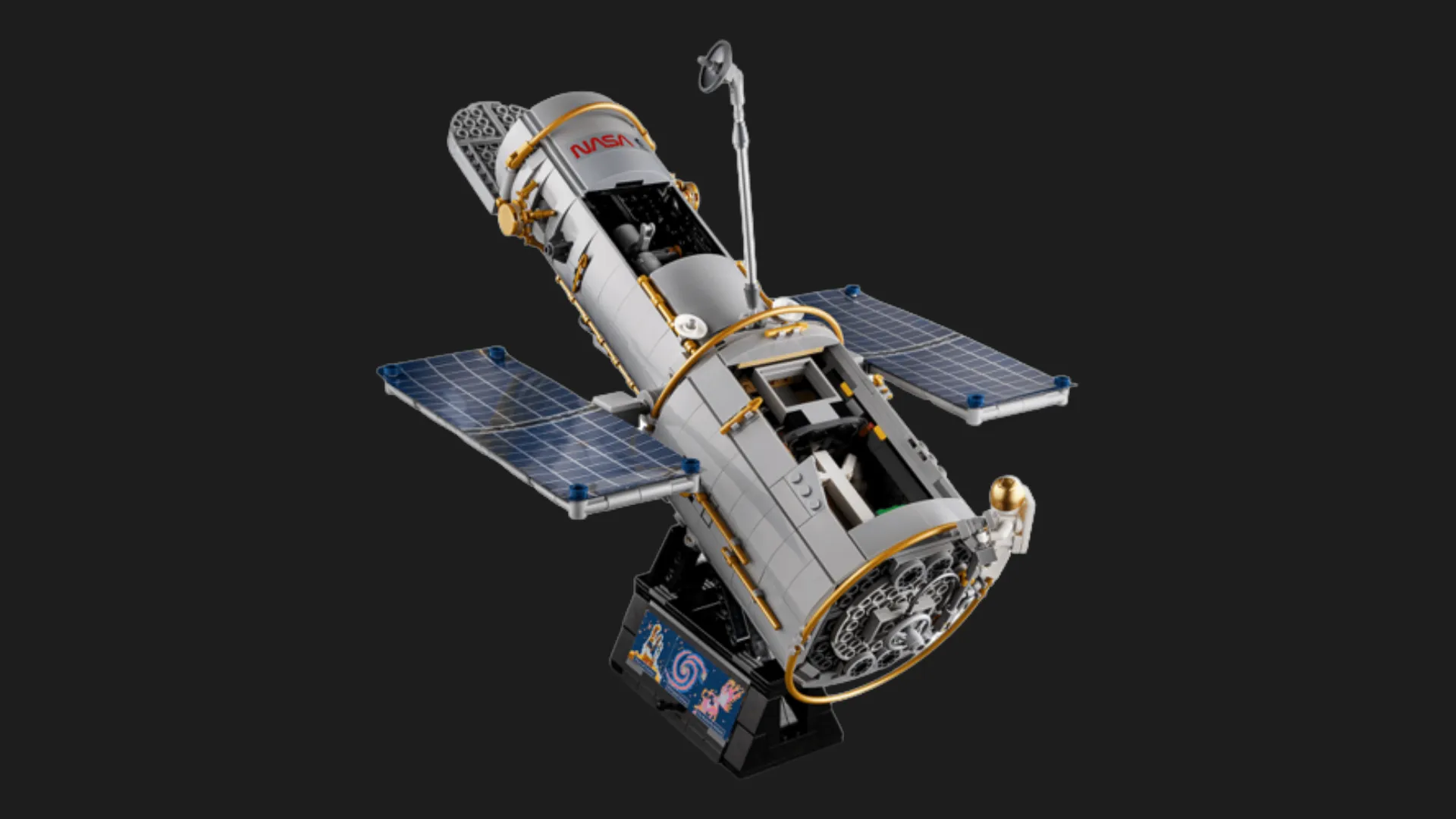 Конструктор LEGO Icons Космічний телескоп Габбл Набір наукового декору (11382)