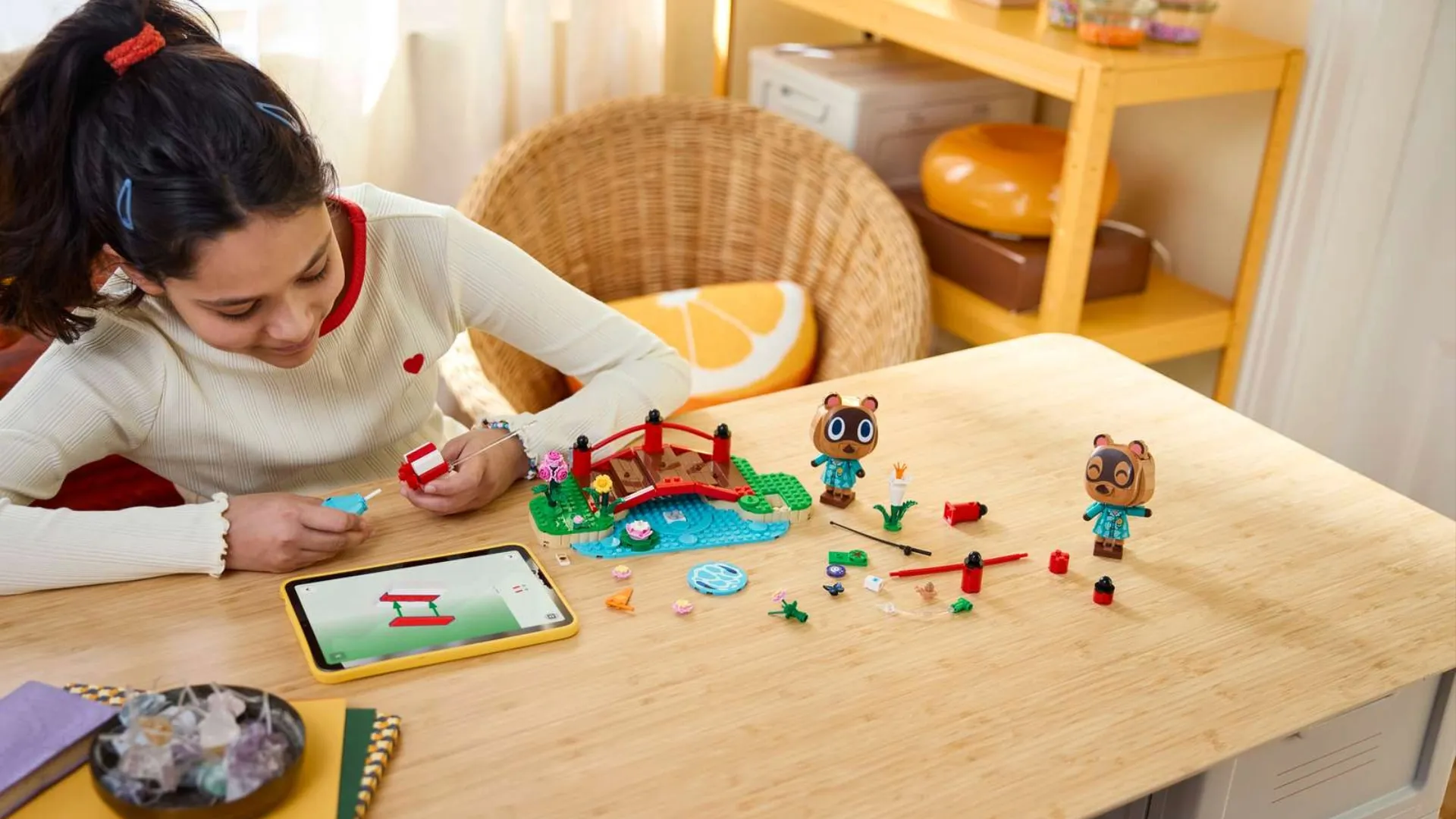 Конструктор LEGO Animal Crossing Веселий день Timmy і Tommy на природі (77059)