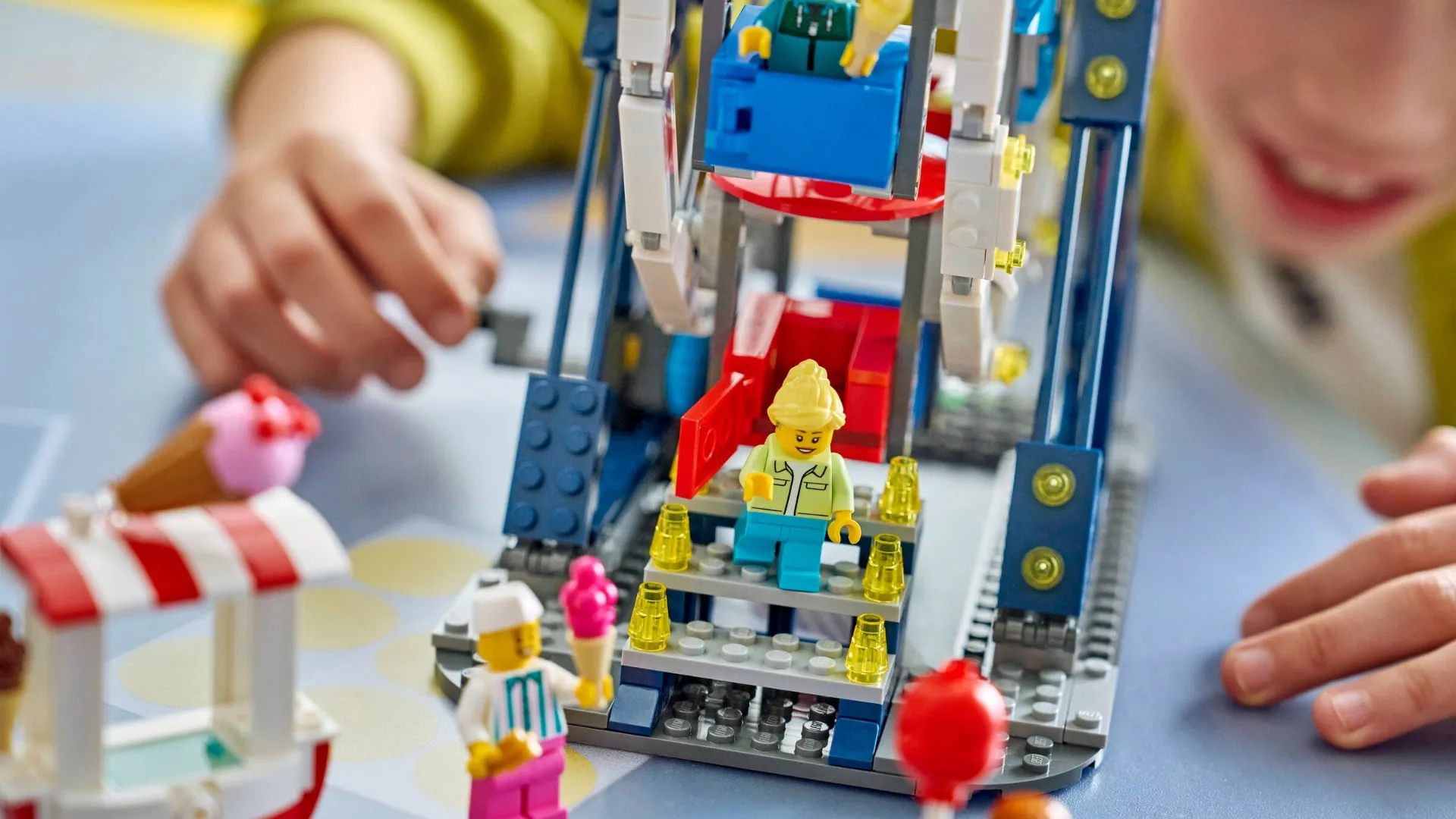 Конструктор LEGO Creator Знакове колесо огляду (31389)