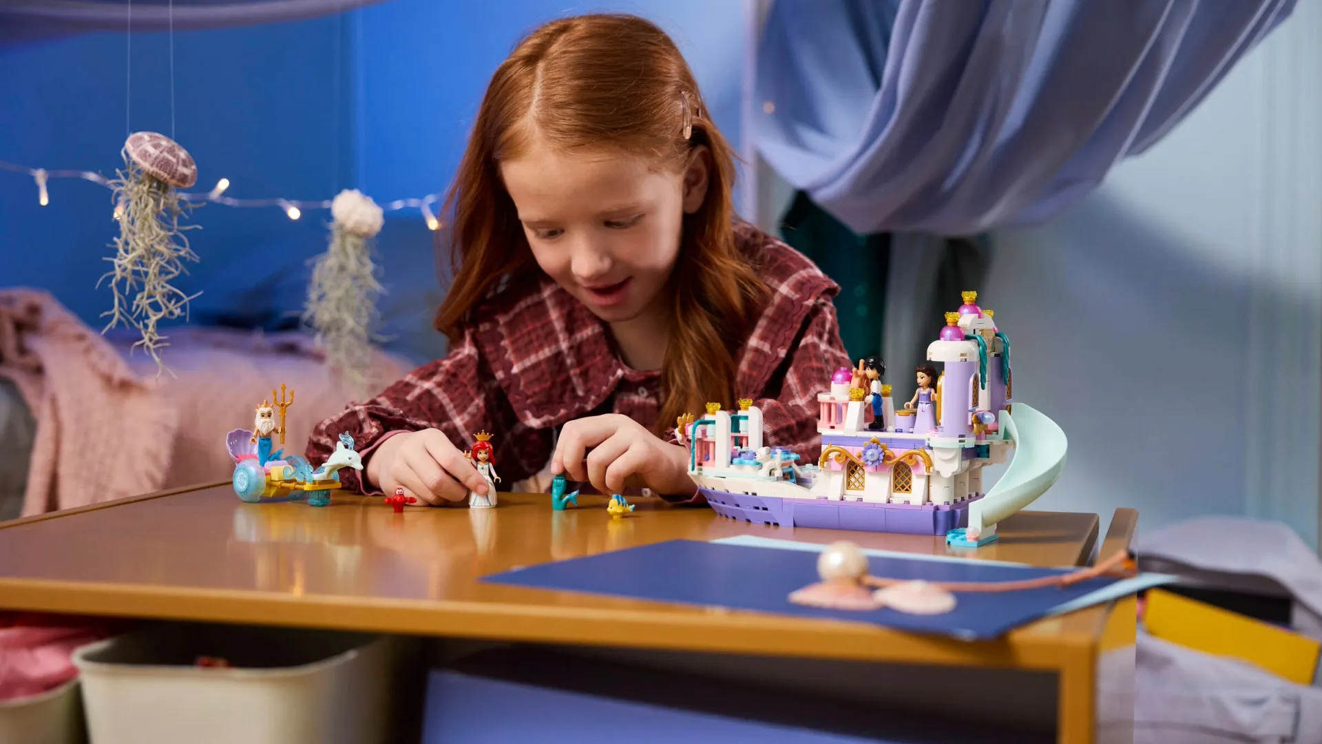 Конструктор LEGO Disney Princess Королівський весільний човен Аріель (43299)
