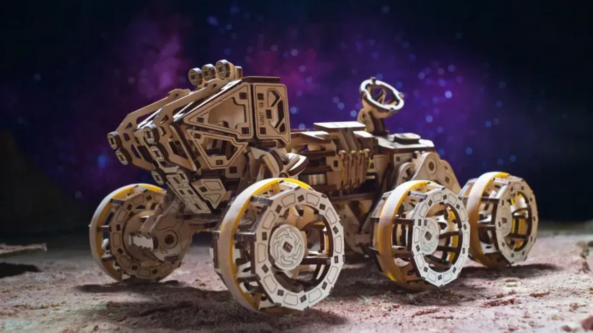 Деревянный 3D-конструктор UGEARS Пилотированный марсоход (70206)