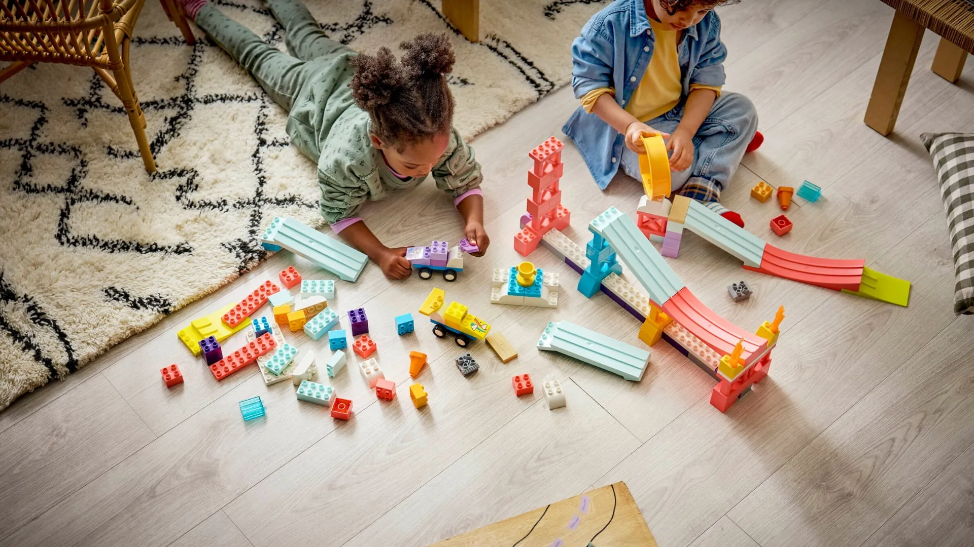 Конструктор LEGO DUPLO 3 в 1 Цікаві гірки та трампліни з автомобілями  (10478)