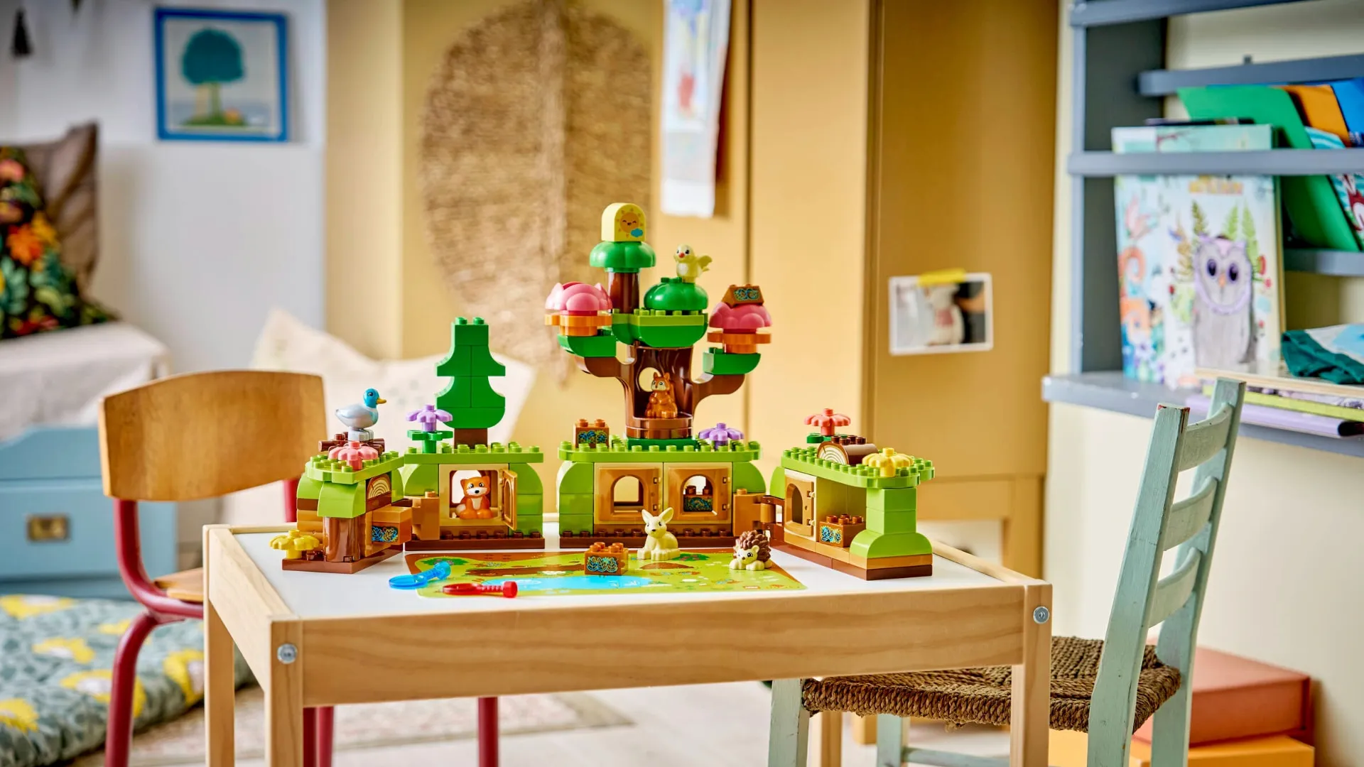 Конструктор LEGO DUPLO Лес открытий с дикими животными (10480)