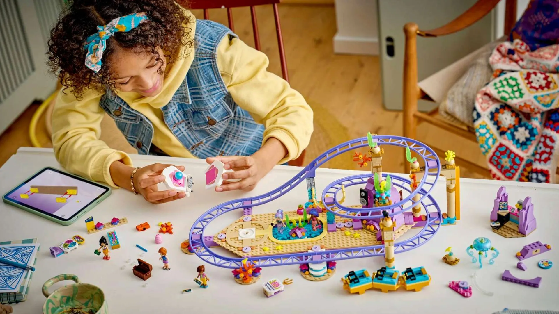 Конструктор LEGO Friends Американские горки с русалками (42703)