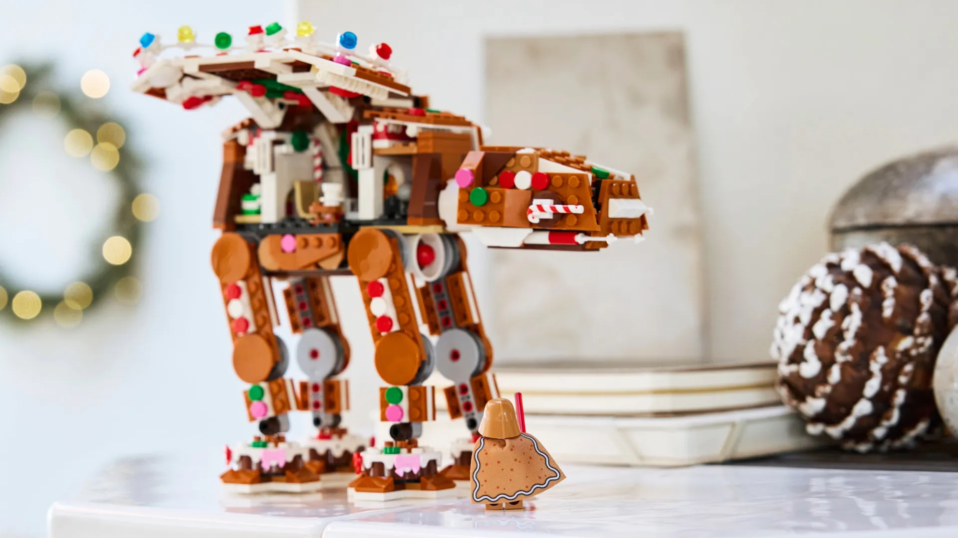 Конструктор LEGO Star Wars Пряничный крокоход AT-AT (40806)