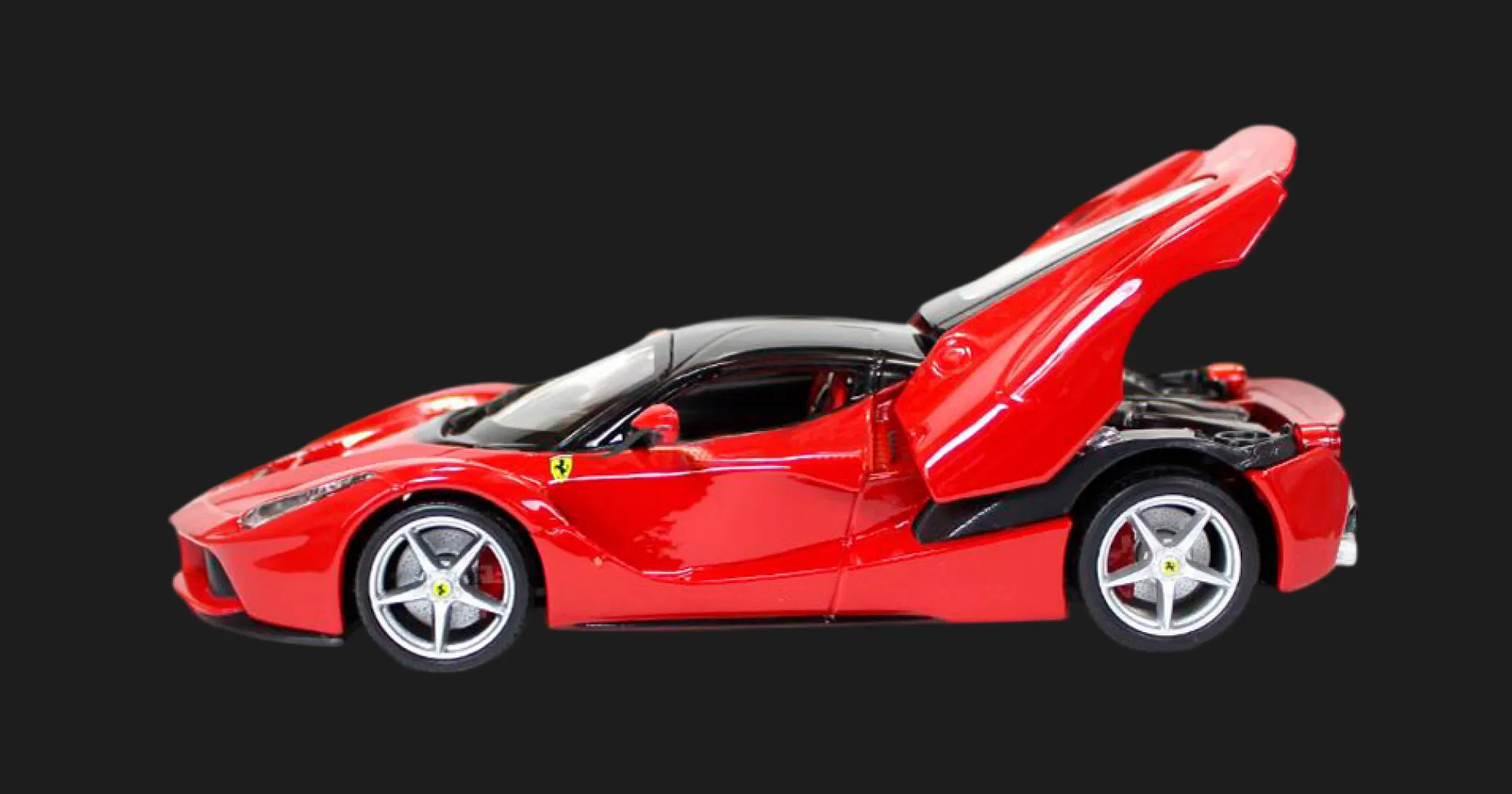Автомодель Bburago — Laferrari в ассортименте, 1:24 (White, Red) (18-26001)