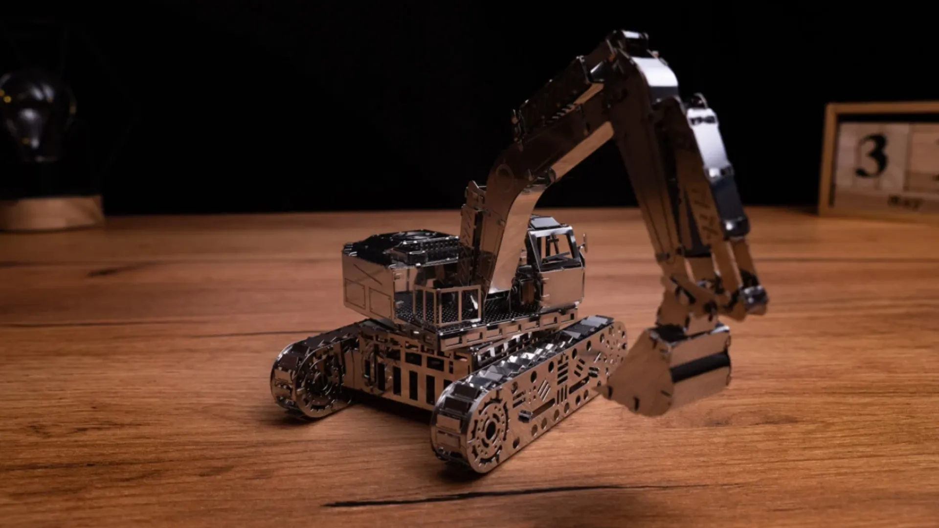 Колекційна модель Metal Time Tireless Digger (MT043)